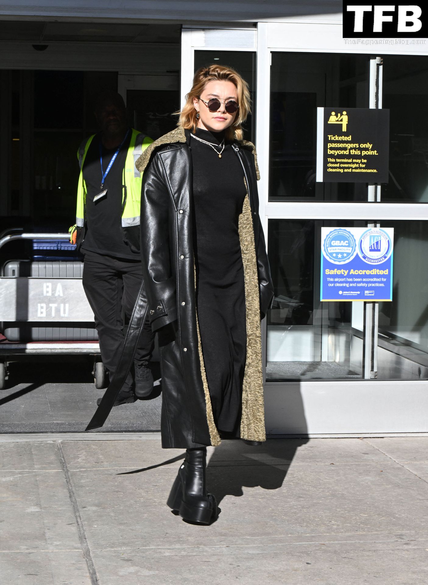 Florence Pugh Pokies The Fappening Blog 11 - Florence Pugh Shows Off Her Pokies at JFK airport in NYC (31 Photos)