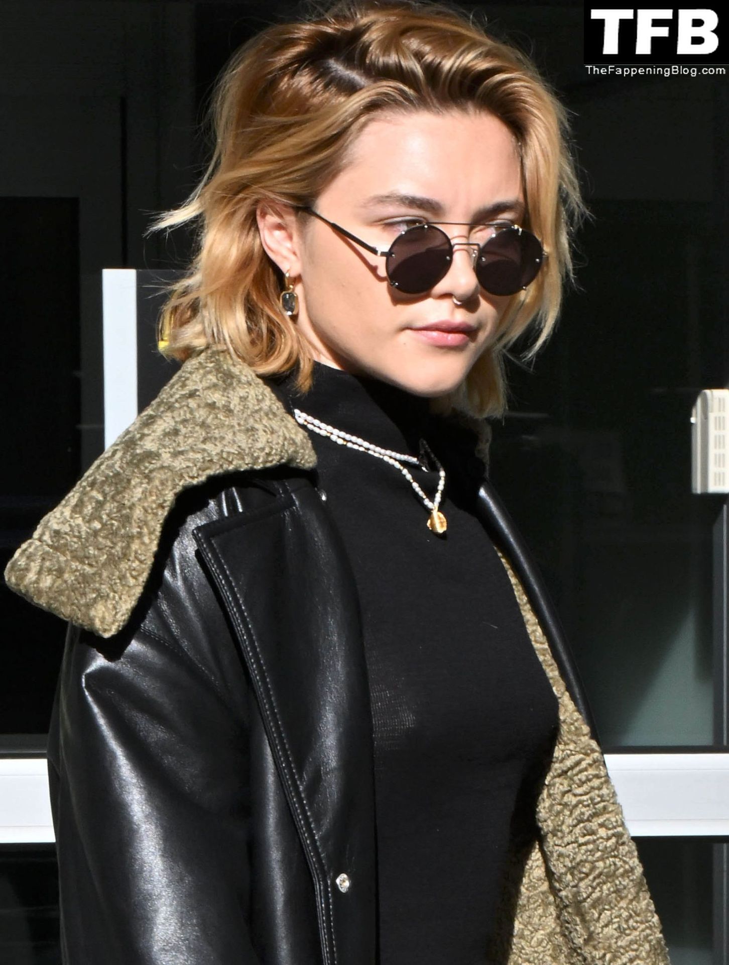 Florence Pugh Pokies The Fappening Blog 25 - Florence Pugh Shows Off Her Pokies at JFK airport in NYC (31 Photos)