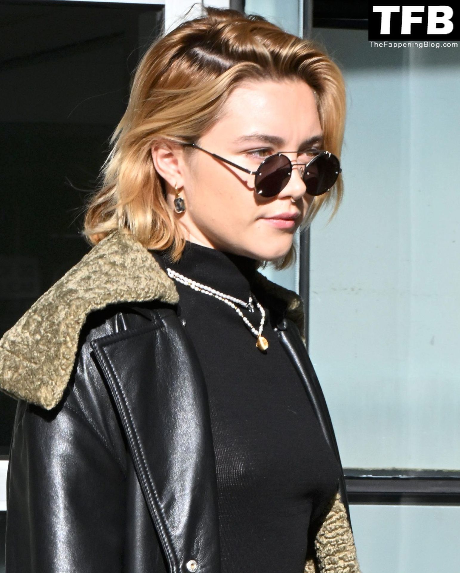Florence Pugh Pokies The Fappening Blog 29 - Florence Pugh Shows Off Her Pokies at JFK airport in NYC (31 Photos)