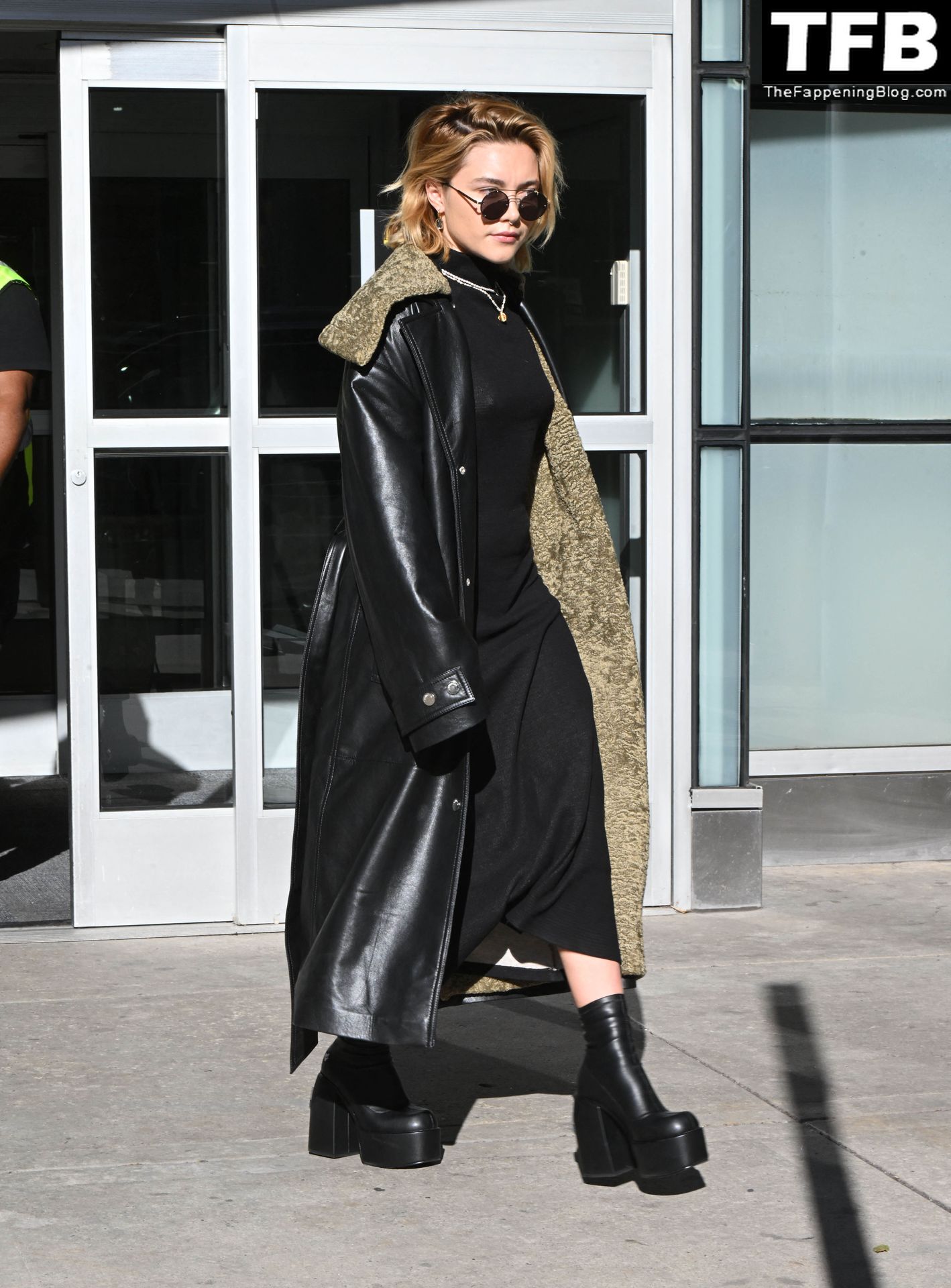 Florence Pugh Pokies The Fappening Blog 6 - Florence Pugh Shows Off Her Pokies at JFK airport in NYC (31 Photos)