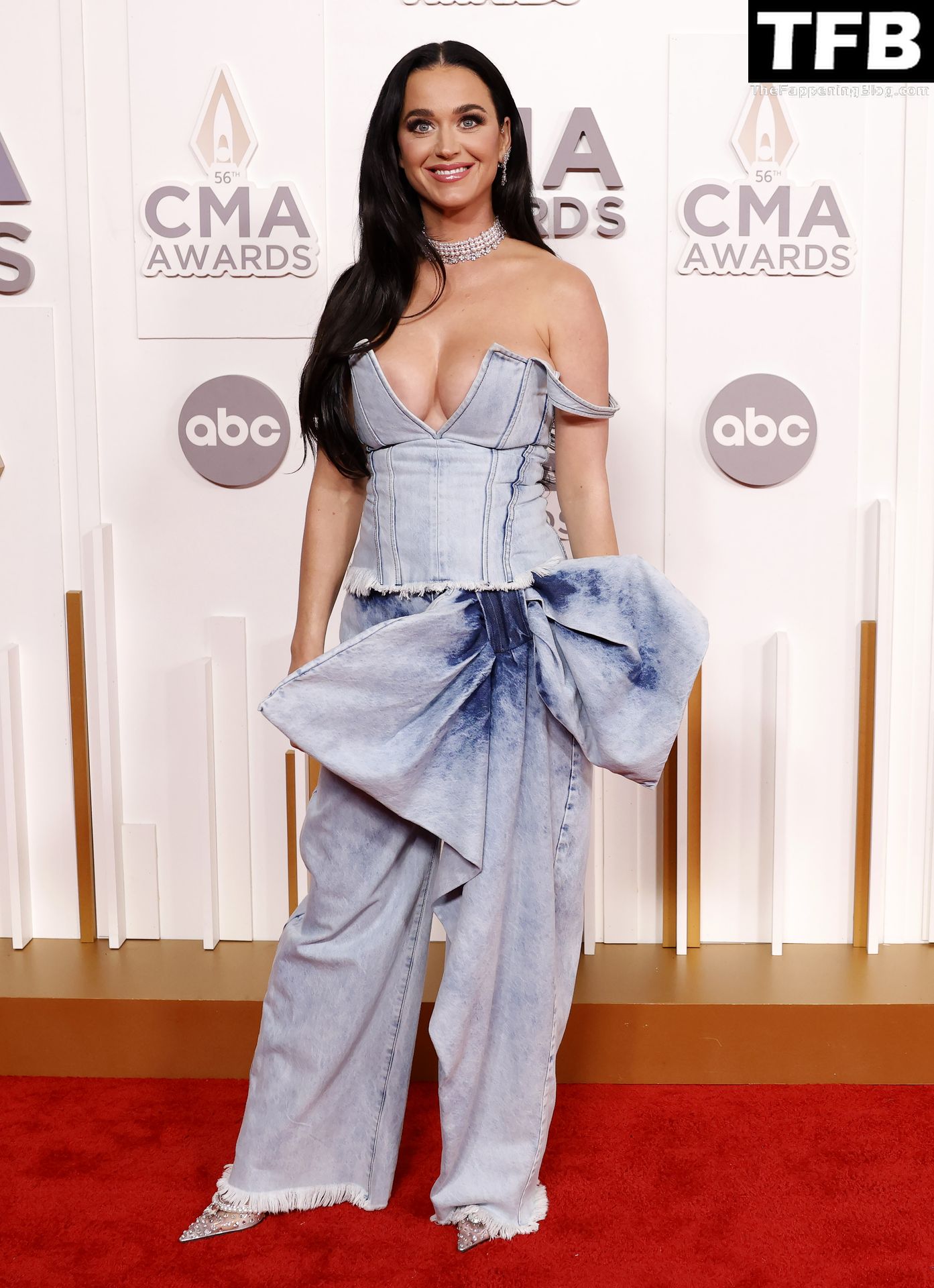 Katy Perry Sexy The Fappening Blog 3 - Katy Perry Shows Off Her Sexy Boobs at the 56th Annual CMA Awards (27 Photos)