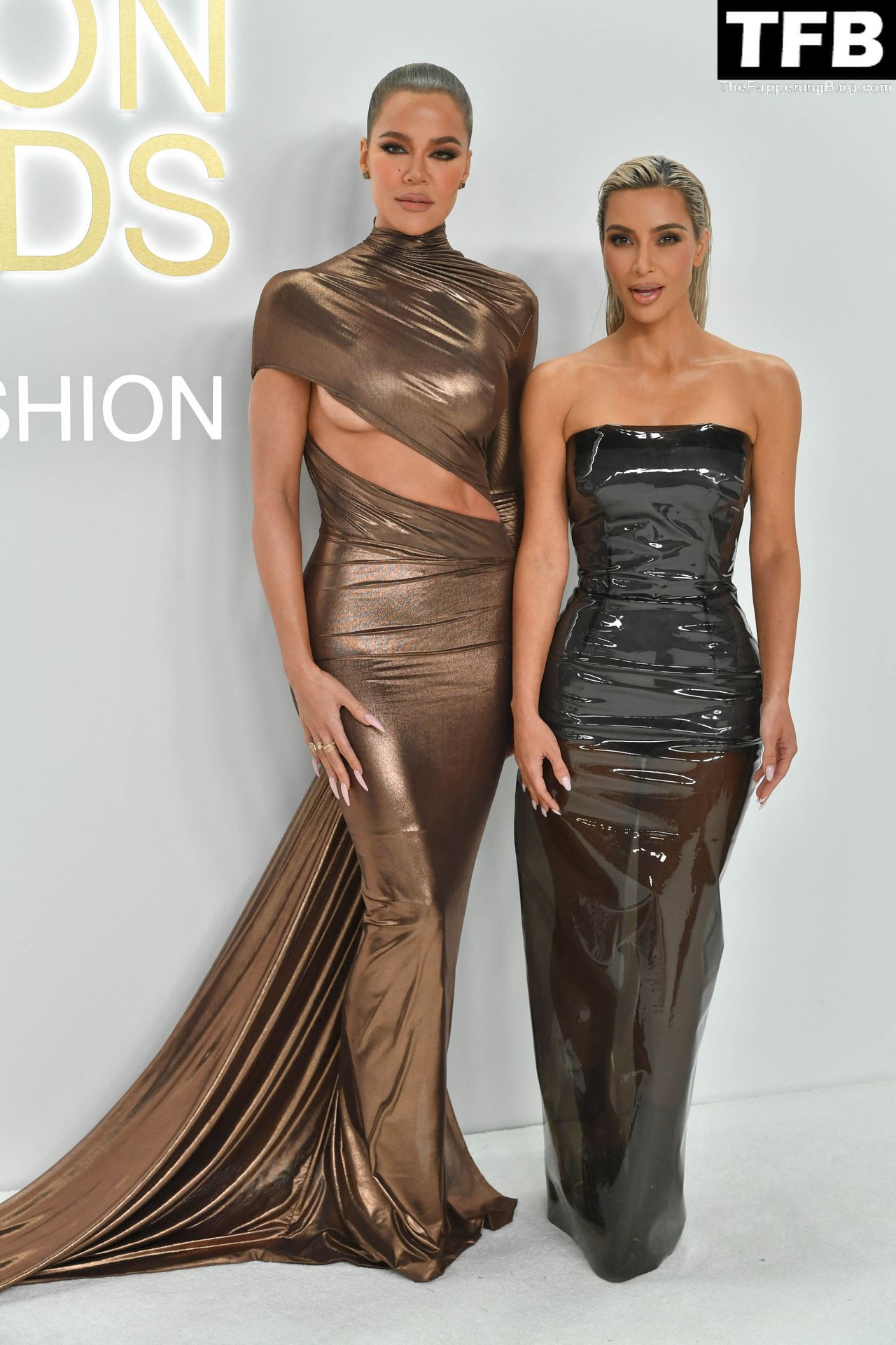 Khloe Kardashian Sexy Tits The Fappening Blog 11 - Khloe Kardashian Shows Off Her Underboob at the 2022 CFDA Fashion Awards (110 Photos)