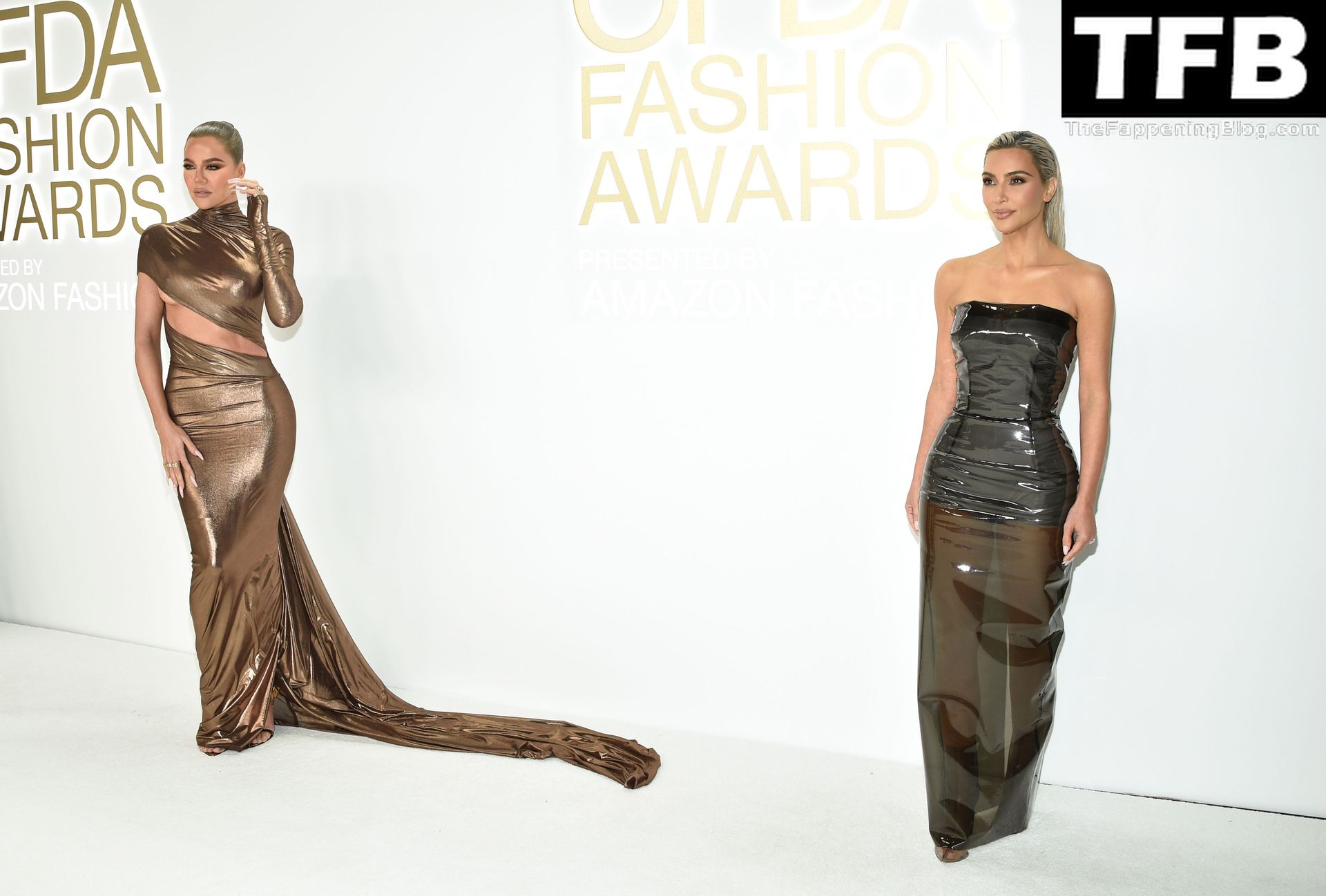 Khloe Kardashian Sexy Tits The Fappening Blog 15 - Khloe Kardashian Shows Off Her Underboob at the 2022 CFDA Fashion Awards (110 Photos)