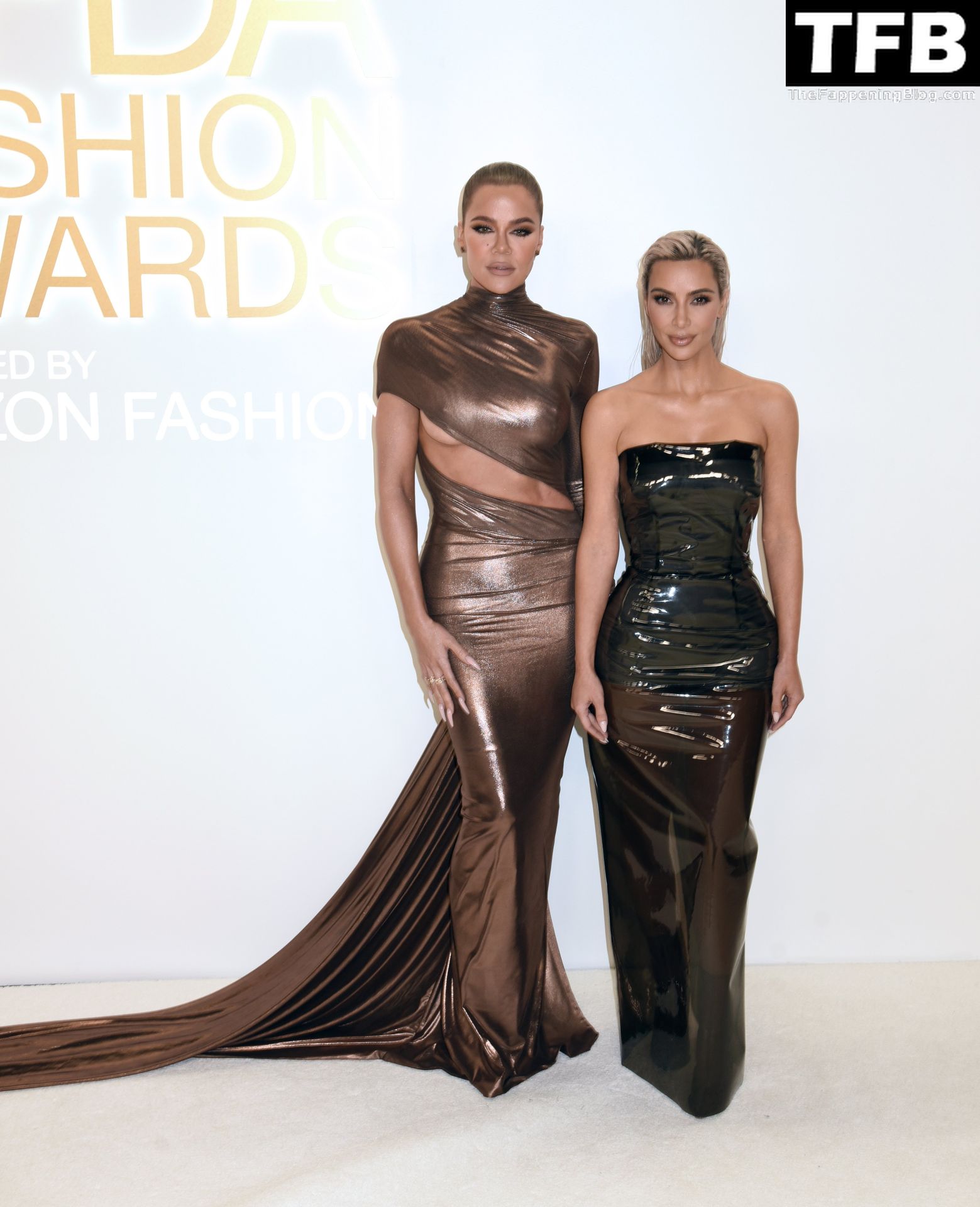 Khloe Kardashian Sexy Tits The Fappening Blog 22 - Khloe Kardashian Shows Off Her Underboob at the 2022 CFDA Fashion Awards (110 Photos)