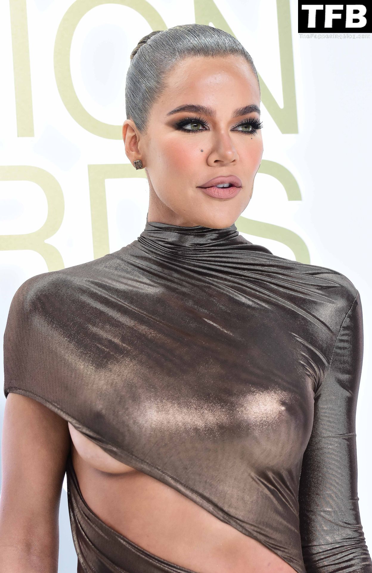 Khloe Kardashian Sexy Tits The Fappening Blog 59 - Khloe Kardashian Shows Off Her Underboob at the 2022 CFDA Fashion Awards (110 Photos)