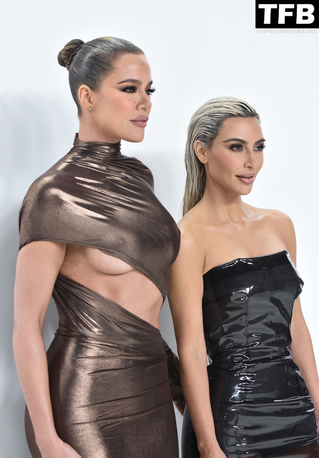 Khloe Kardashian Sexy Tits The Fappening Blog 67 - Khloe Kardashian Shows Off Her Underboob at the 2022 CFDA Fashion Awards (110 Photos)