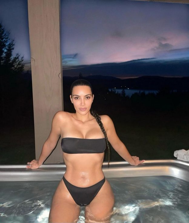 Kim Kardashian Sexy In Black TheFappening.Pro 12 624x738 - Kim Kardashian Hot In A New Balenciaga Belt Dress (4 Photos)