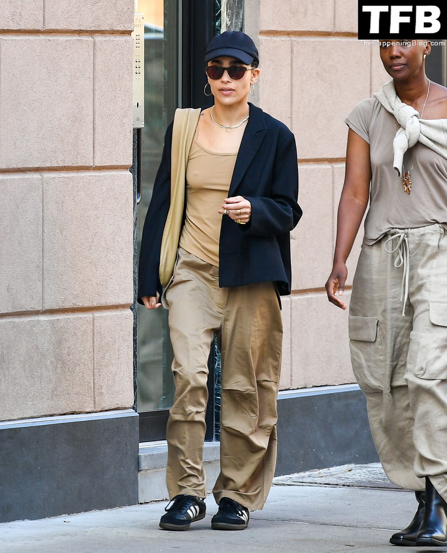Zoe Kravitz Sexy Tits The Fappening Blog 5 - Braless Zoe Kravitz Steps Out With a Friend in NYC (13 Photos)