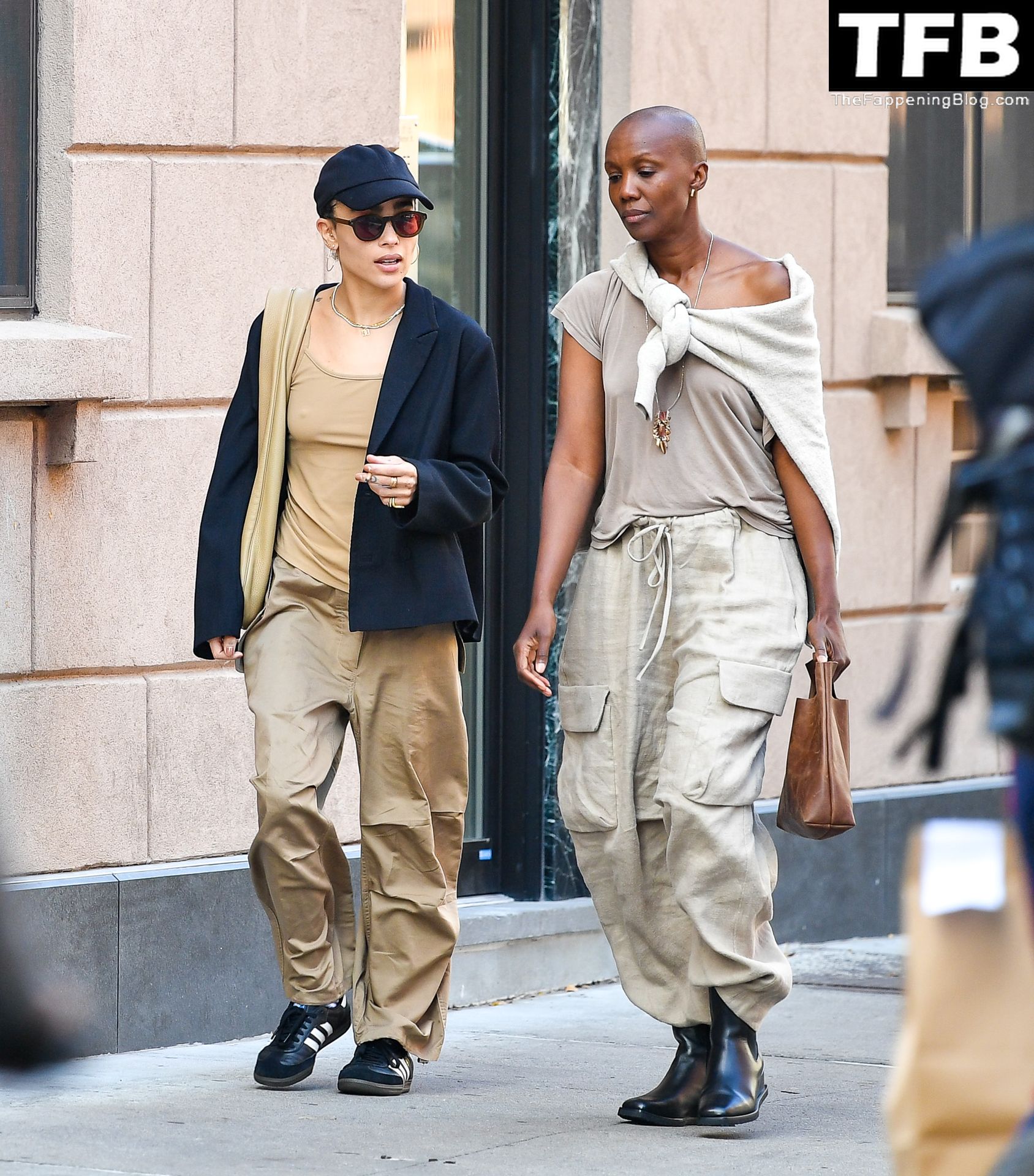 Zoe Kravitz Sexy Tits The Fappening Blog 6 - Braless Zoe Kravitz Steps Out With a Friend in NYC (13 Photos)