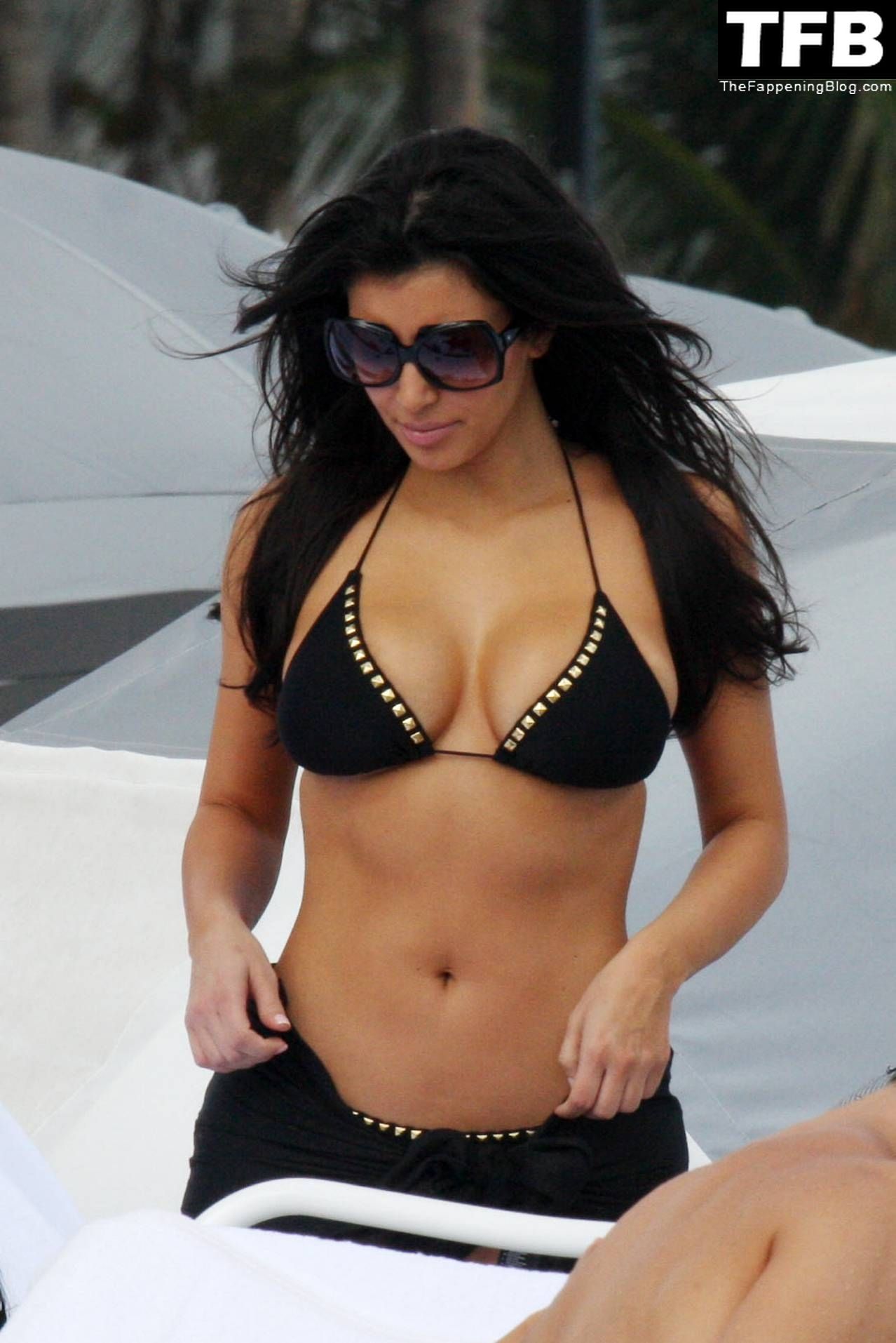 kim kardashian 67 thefappeningblog.com  1 - Kim Kardashian Nude & Sexy Collection – Part 6 (150 Photos)