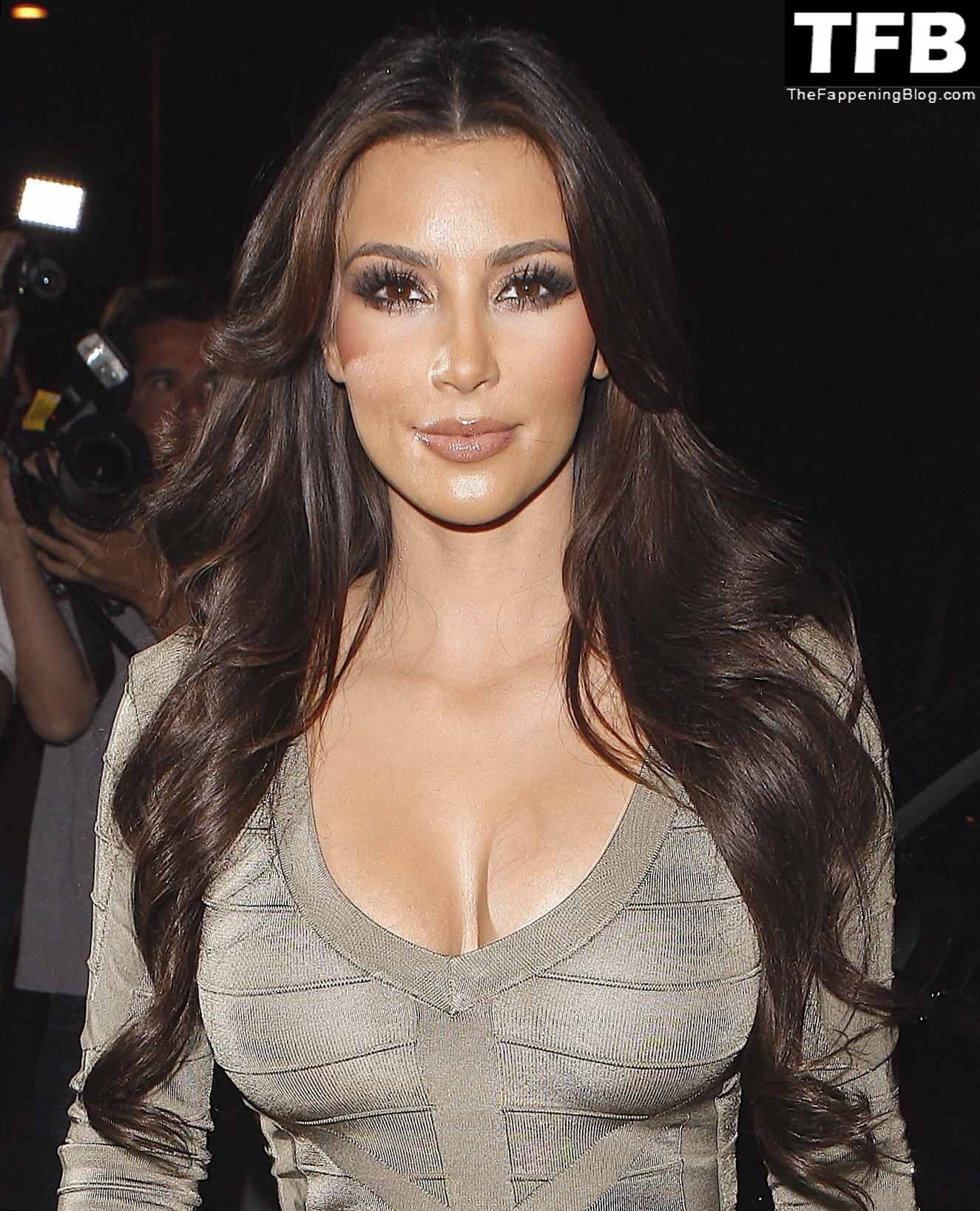 kim kardashian 71 thefappeningblog.com  1 - Kim Kardashian Nude & Sexy Collection – Part 6 (150 Photos)