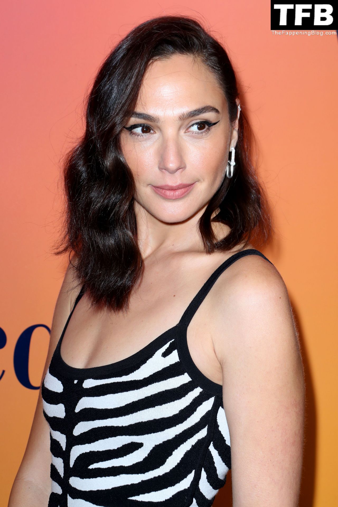 Gal Gadot Sexy 19 thefappeningblog.com  - Gal Gadot Displays Her Gorgeous Figure at the Traveling Exhibition “Solaire Culture” in Beverly Hills (77 Photos)