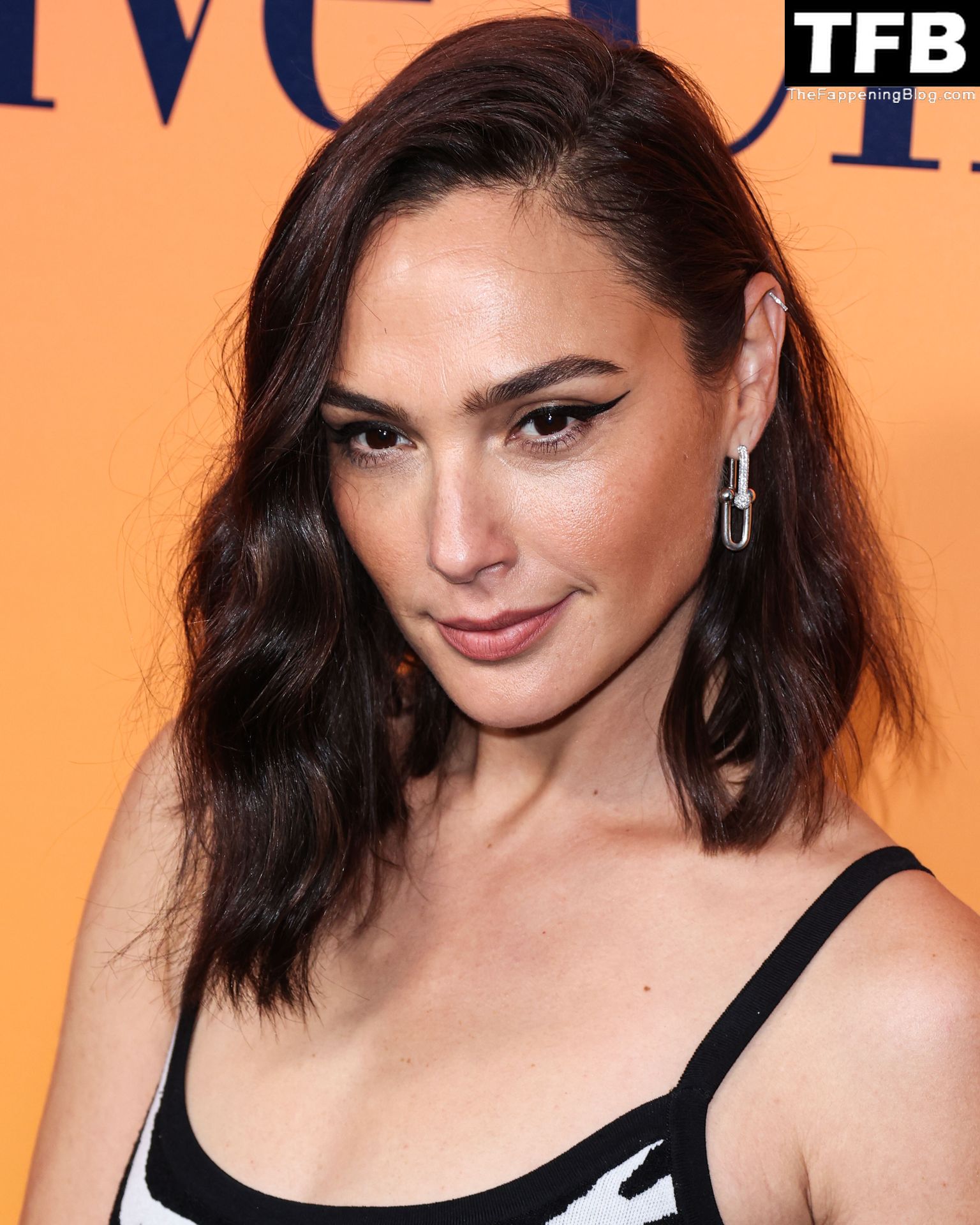Gal Gadot Sexy 69 thefappeningblog.com  - Gal Gadot Displays Her Gorgeous Figure at the Traveling Exhibition “Solaire Culture” in Beverly Hills (77 Photos)
