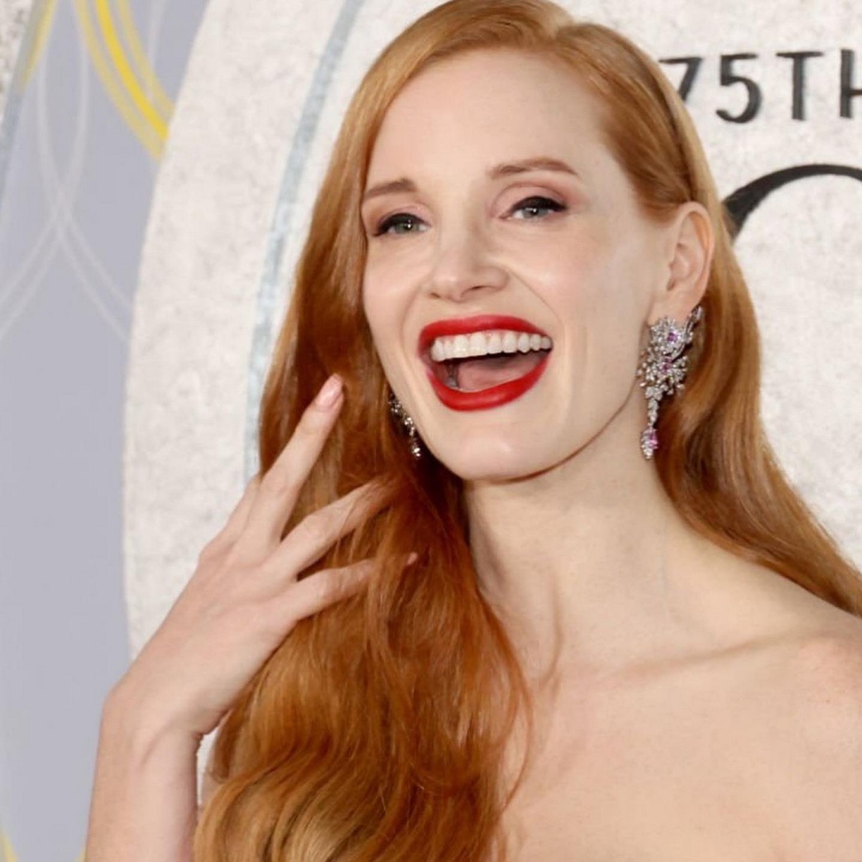 Jessica Chastain Cleavage TheFappening.Pro 16 - Jessica Chastain Cleavage (16 Photos)