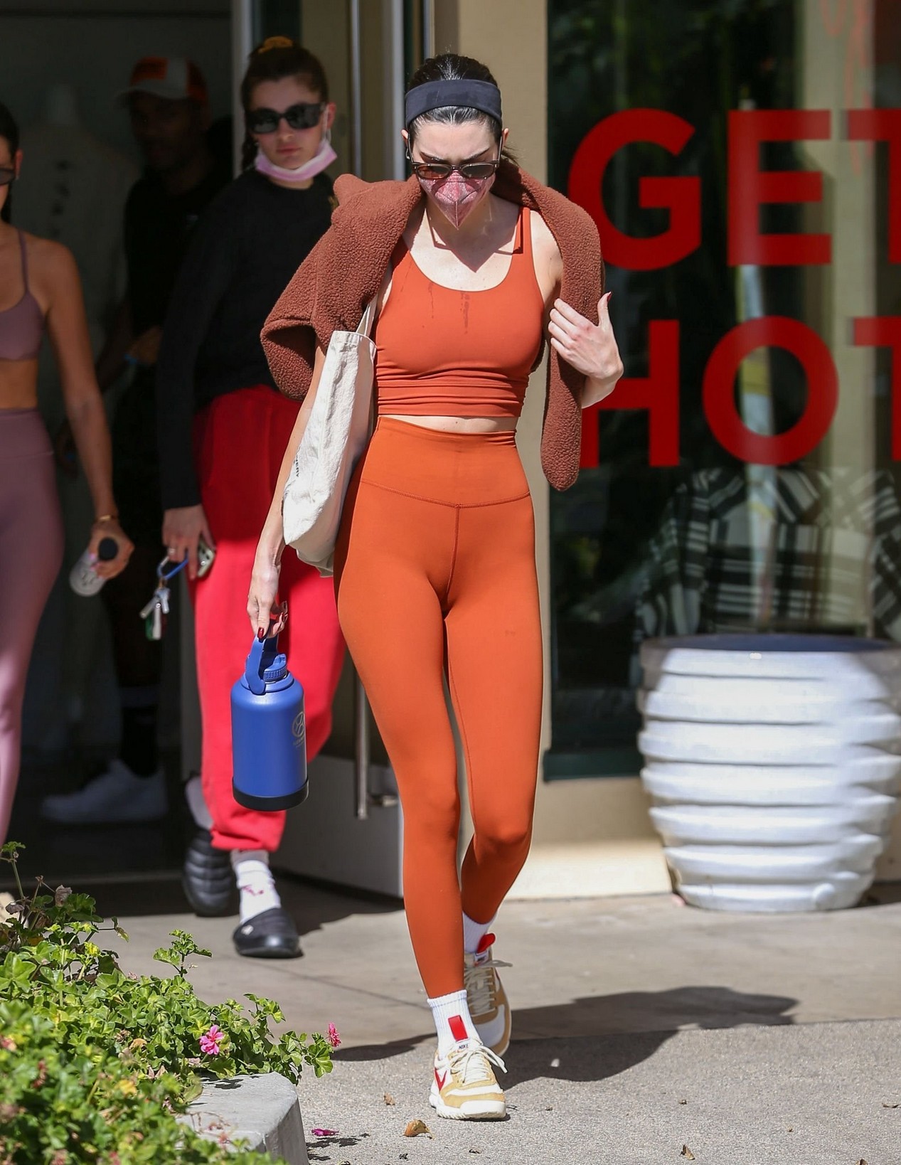Kendall Jenner Cameltoe After Pilates TheFappening.Pro 18 - Kendall Jenner Cameltoe After Pilates (20 Photo)