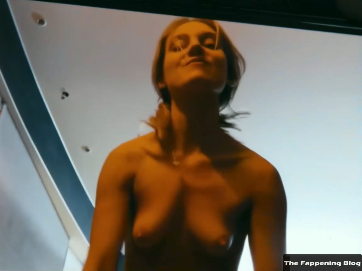 Kristina Asmus Nude Text 1 thefappeningblog.com  - Kristina Asmus Nude & Sexy – Text (5 Pics + Video)