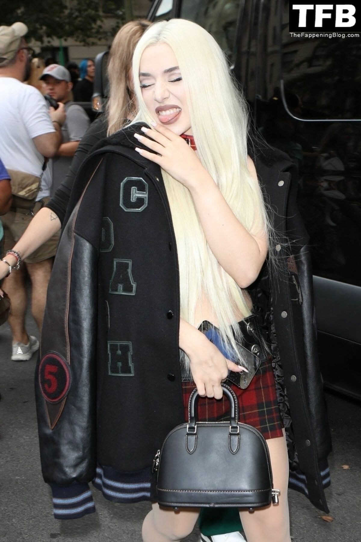 1670439818 214 Ava Max Sexy The Fappening Blog 5 1200x1800 - Ava Max Poses Outside of the Coach Fashion Show in New York (31 Photos)
