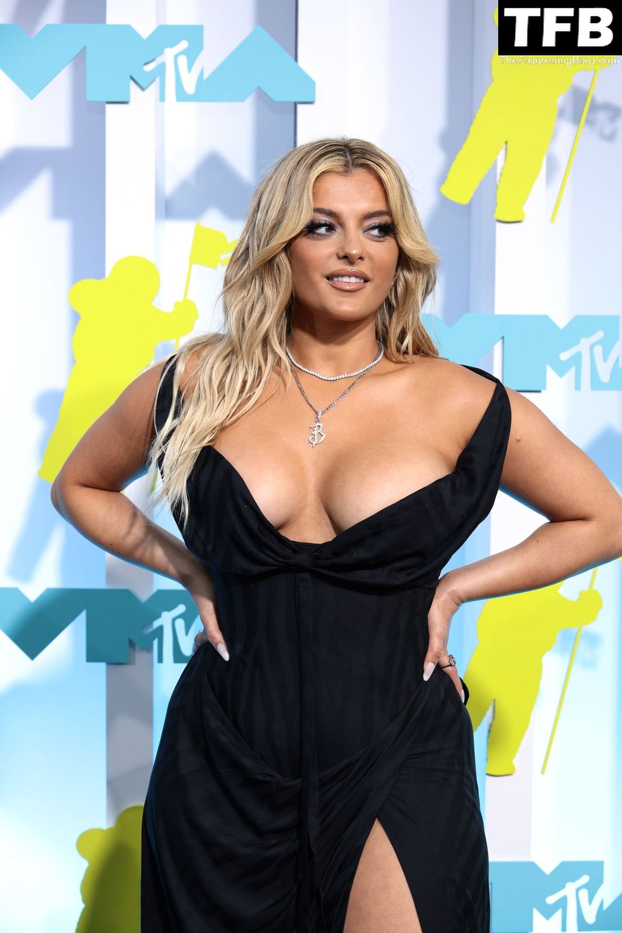 Bebe Rexha Sexy The Fappening Blog 35 1 - Bebe Rexha Shows Off Her Boobs at the 2022 MTV Video Music Awards in Newark (82 Photos)