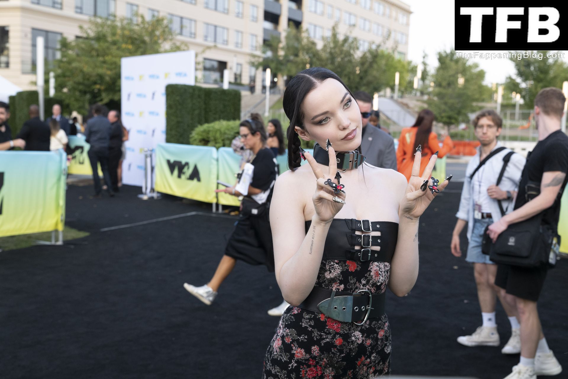 Dove Cameron Sexy The Fappening Blog 11 - Dove Cameron Flaunts Her Sexy Tits at the 2022 MTV VMAs in Newark (56 Photos)