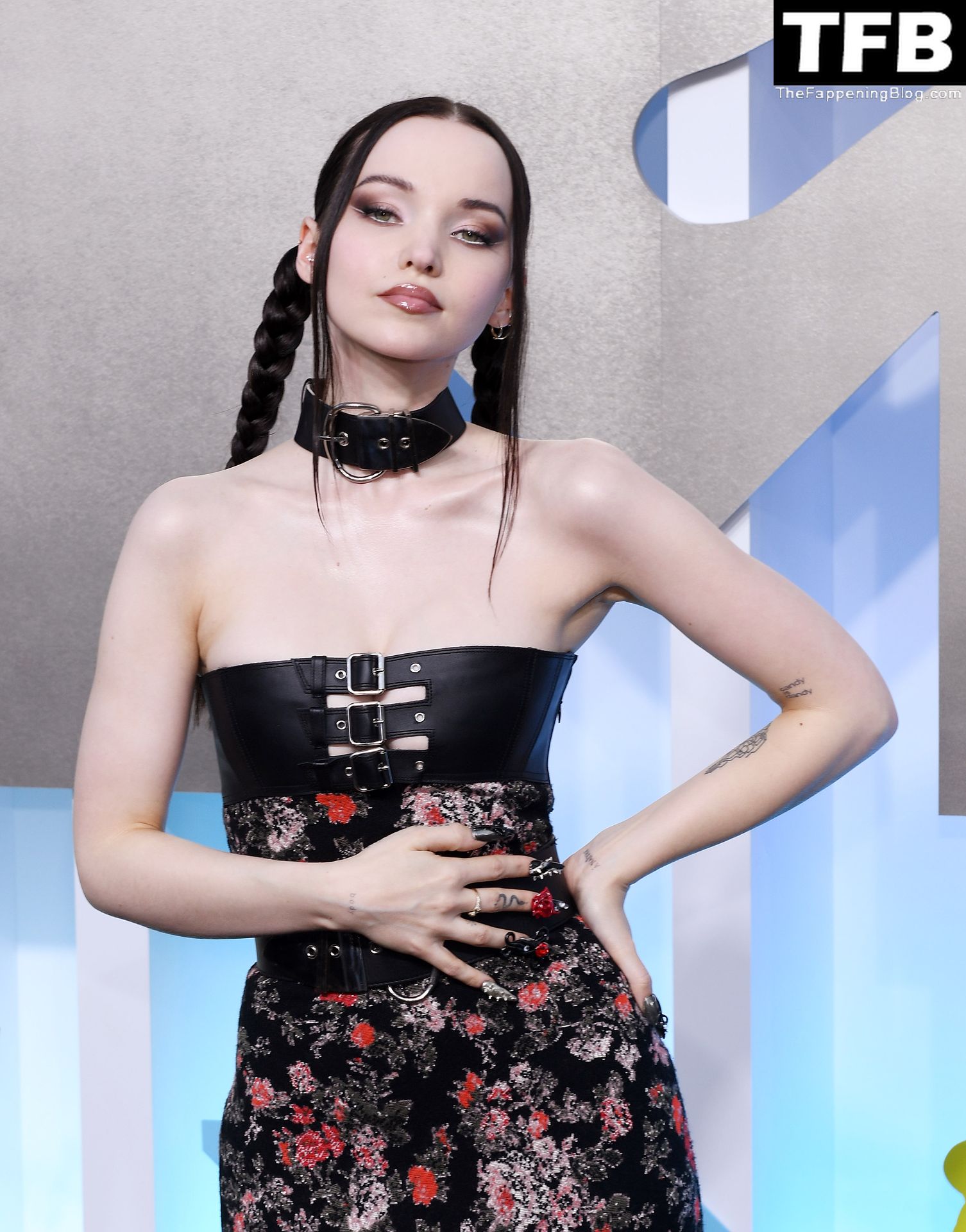 Dove Cameron Sexy The Fappening Blog 15 - Dove Cameron Flaunts Her Sexy Tits at the 2022 MTV VMAs in Newark (56 Photos)