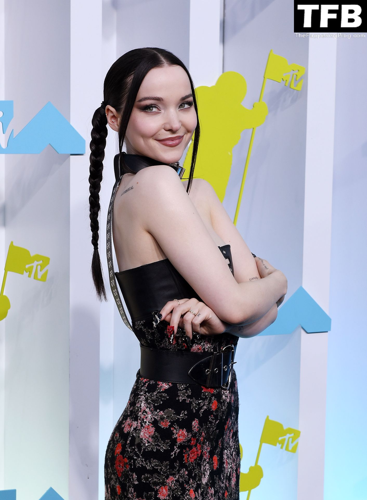 Dove Cameron Sexy The Fappening Blog 19 - Dove Cameron Flaunts Her Sexy Tits at the 2022 MTV VMAs in Newark (56 Photos)