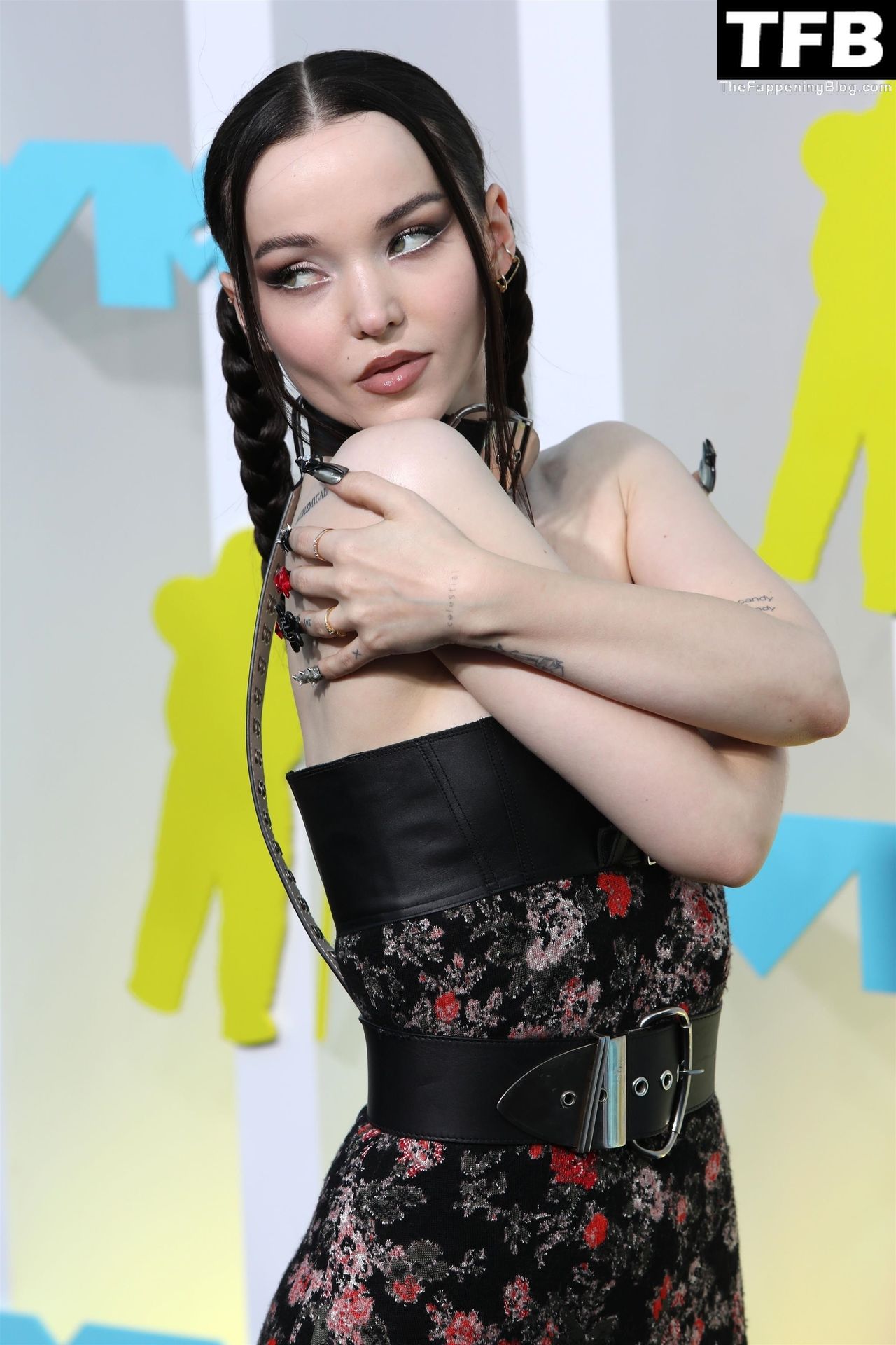 Dove Cameron Sexy The Fappening Blog 40 - Dove Cameron Flaunts Her Sexy Tits at the 2022 MTV VMAs in Newark (56 Photos)