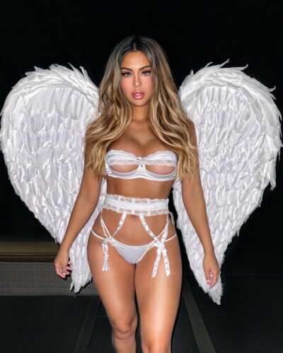 Erika Kitax Sexy Lingerie Angel For Halloween 2021 TheFappening.Pro 1 400x500 - Erika Kitax Sexy Halloween Look 2021 (2 Photos)