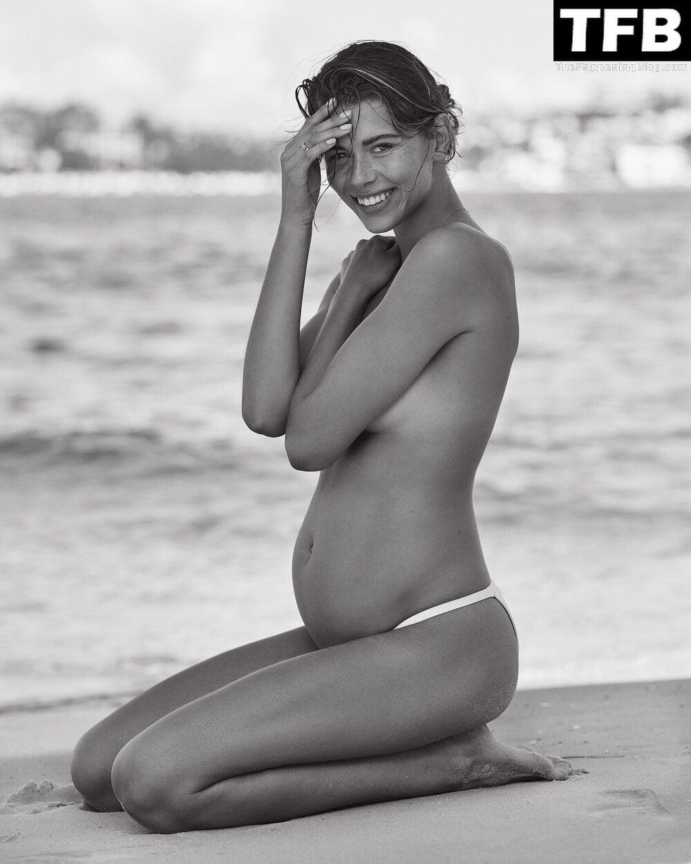 Georgia Fowler Pregnant Photoshoot 3 thefappeningblog.com  - Georgia Fowler Nude & Sexy Collection (150 Photos)