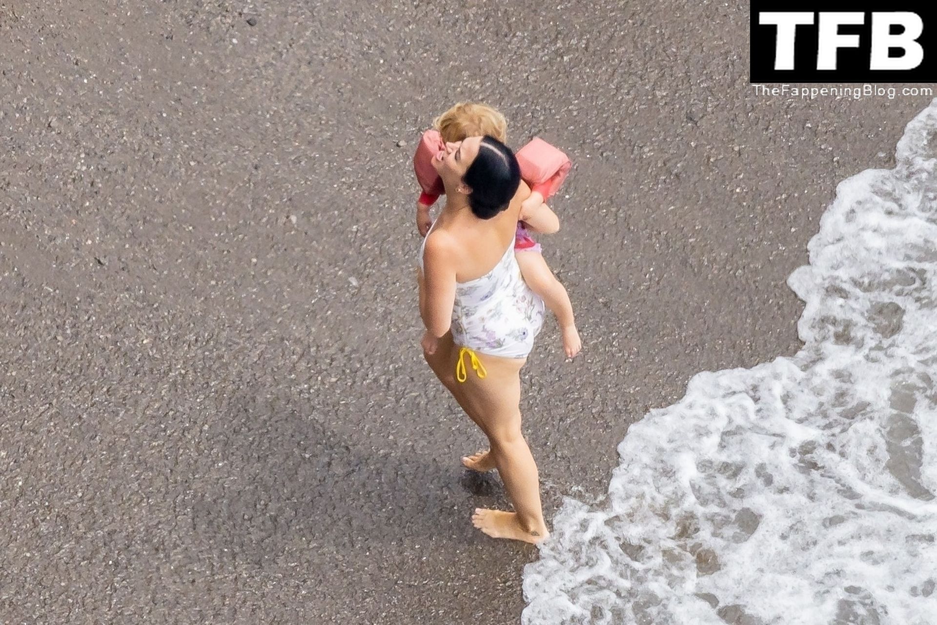 Katy Perry Sexy The Fappening Blog 32 - Katy Perry Rocks a Strapless Swimsuit While Enjoying a Beach Day with Orlando Bloom in Positano (105 Photos)