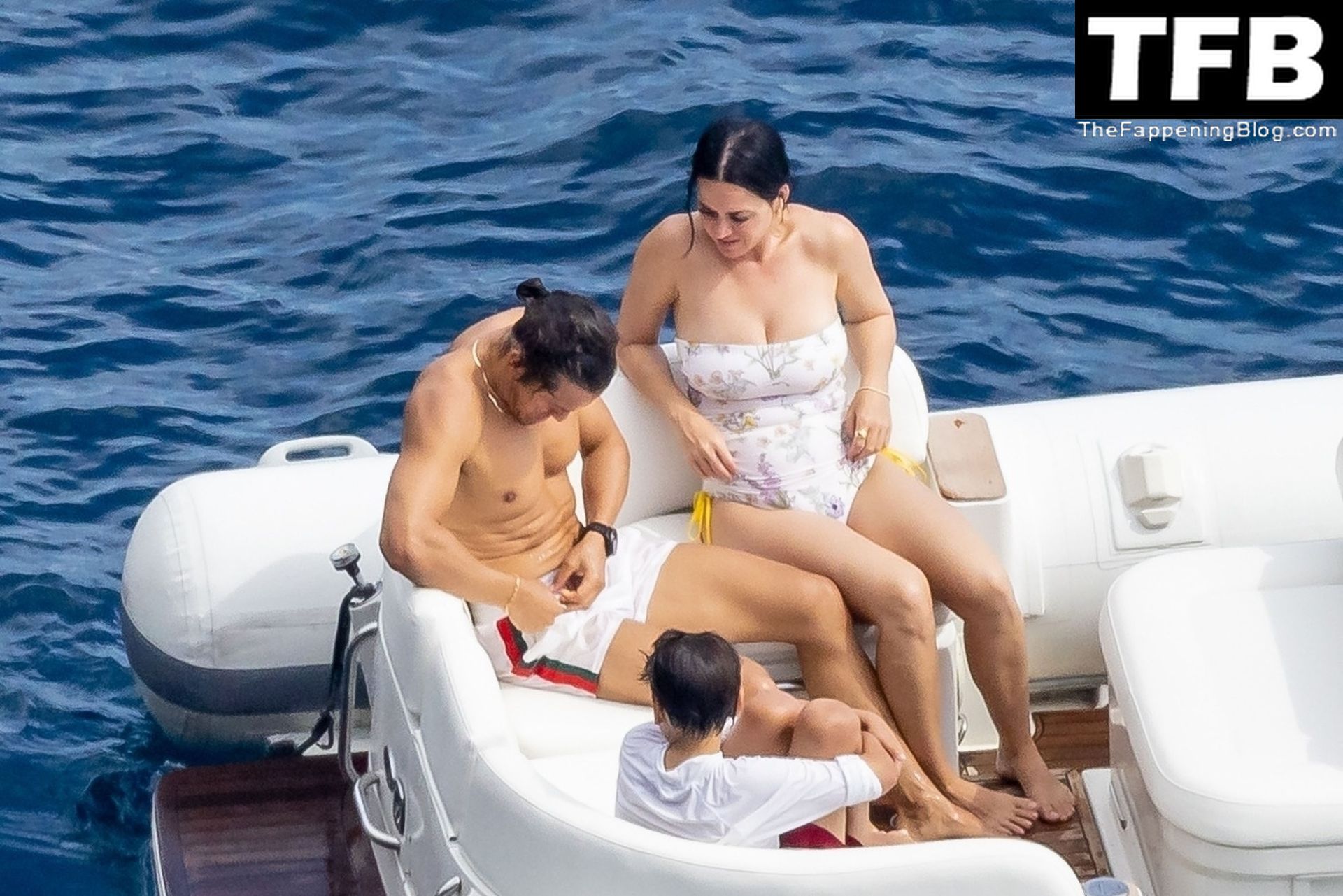 Katy Perry Sexy The Fappening Blog 9 - Katy Perry Rocks a Strapless Swimsuit While Enjoying a Beach Day with Orlando Bloom in Positano (105 Photos)