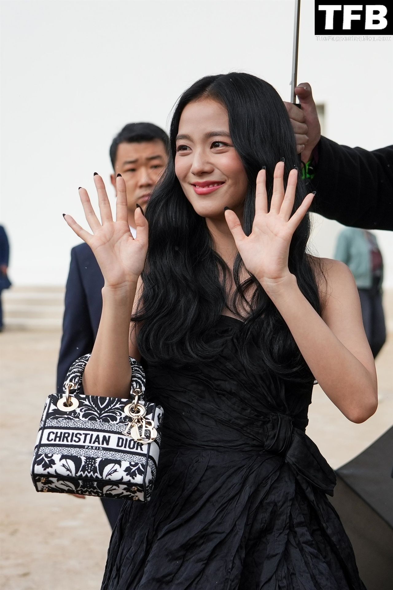 Kim Ji soo Sexy The Fappening Blog 11 - Leggy Kim Ji-soo Attends the Dior Fashion Show in Paris (39 Photos)