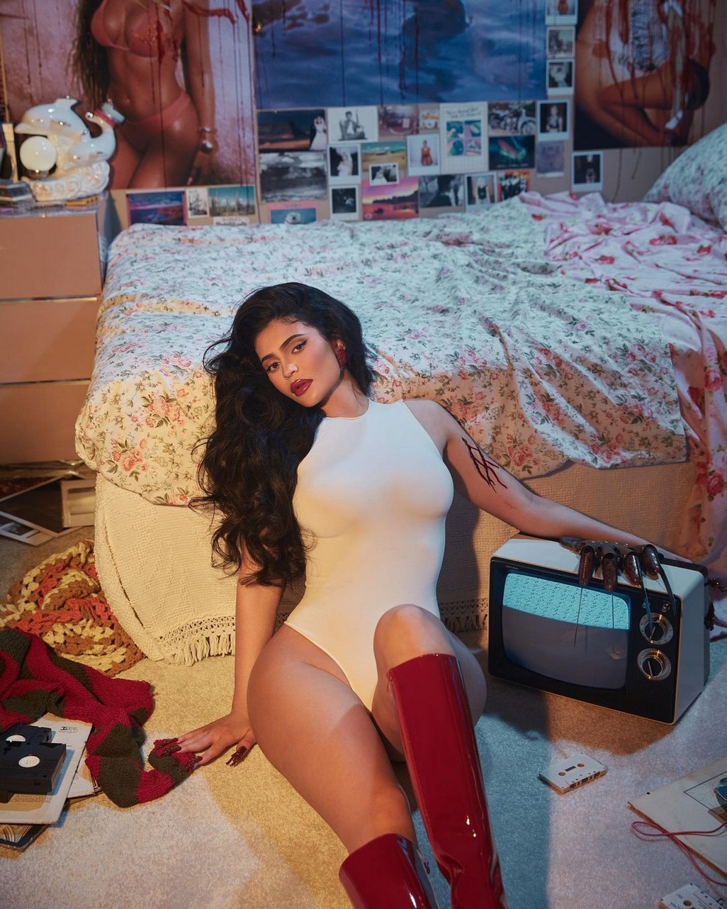 Kylie Jenner Sexy Freddy Girl TheFappening.Pro 3 - Kylie Jenner Sexy Freddy Girl (6 Photos)