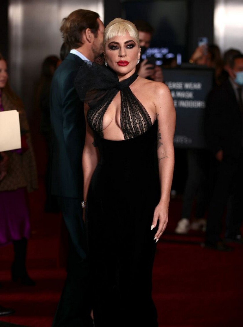 Lady Gaga Flaunts Her Tits TheFappening.Pro 7 - Lady Gaga Flaunts Her Tits (12 Photos)