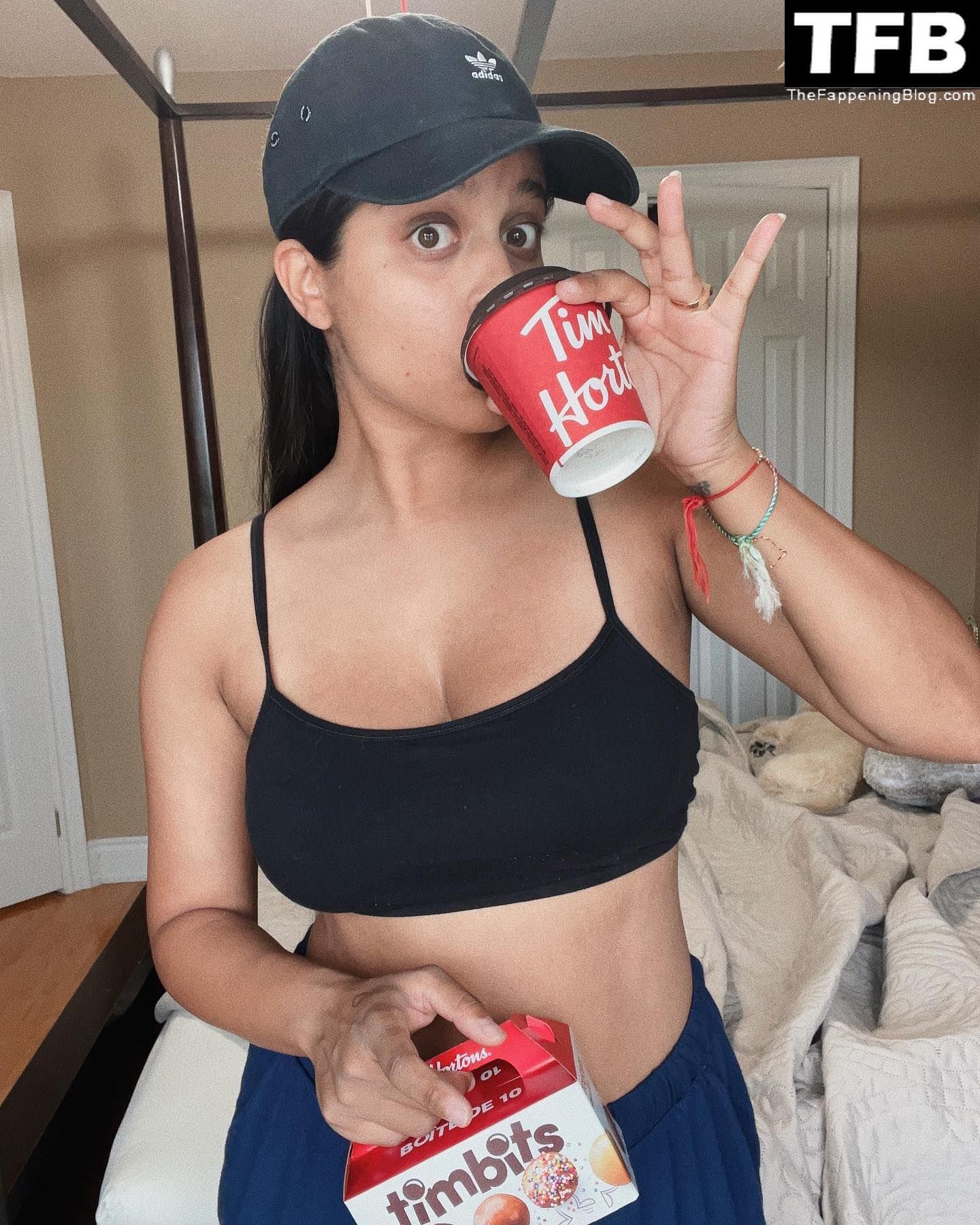 Lilly Singh Topless Sexy 20 thefappeningblog.com  - Lilly Singh Topless & Sexy Collection (89 Photos)