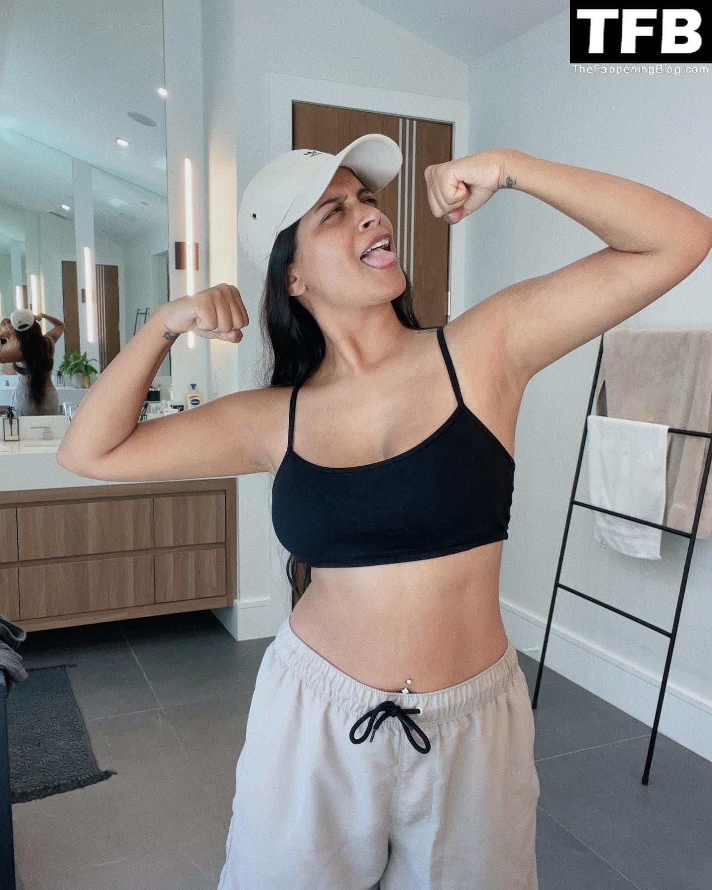 Lilly Singh Topless Sexy 26 thefappeningblog.com  - Lilly Singh Topless & Sexy Collection (89 Photos)