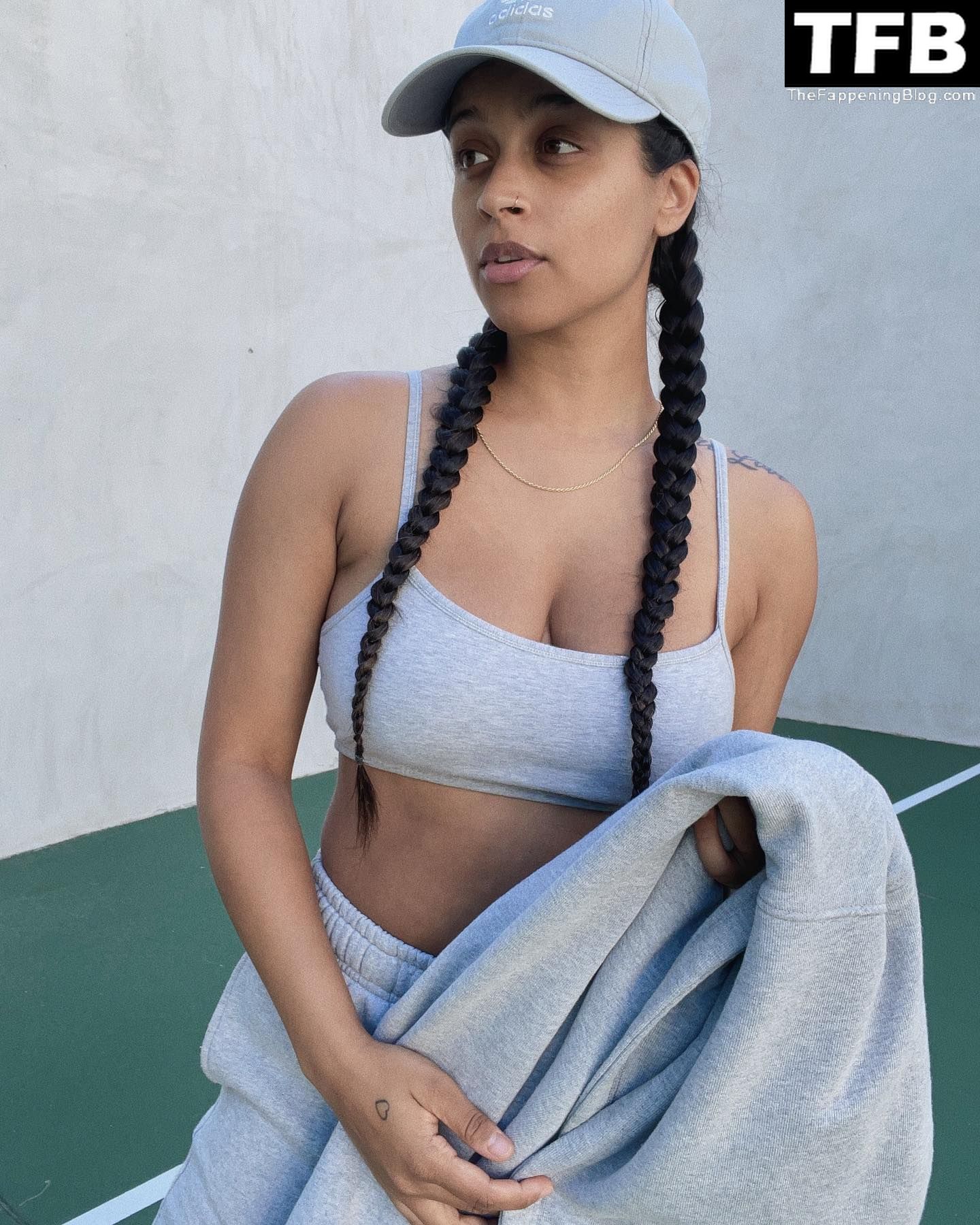 Lilly Singh Topless Sexy 30 thefappeningblog.com  - Lilly Singh Topless & Sexy Collection (89 Photos)
