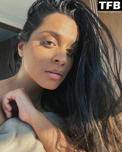 Lilly Singh Topless Sexy 5 thefappeningblog.com  400x500 - Lilly Singh Topless & Sexy Collection (89 Photos)