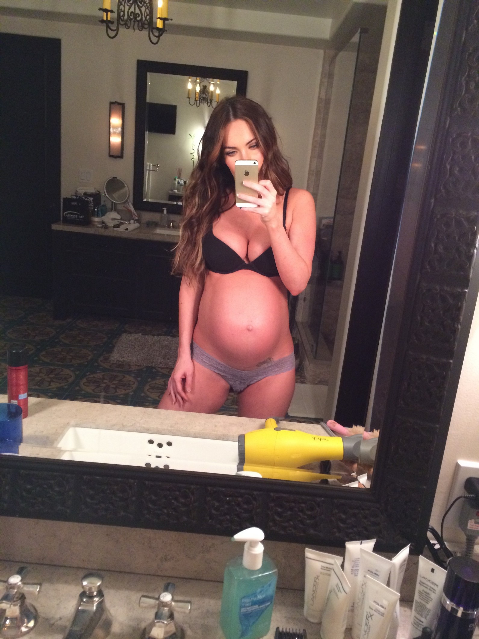 Megan Fox Leaked 2 - Megan Fox Nude Leaked (73 Photos)