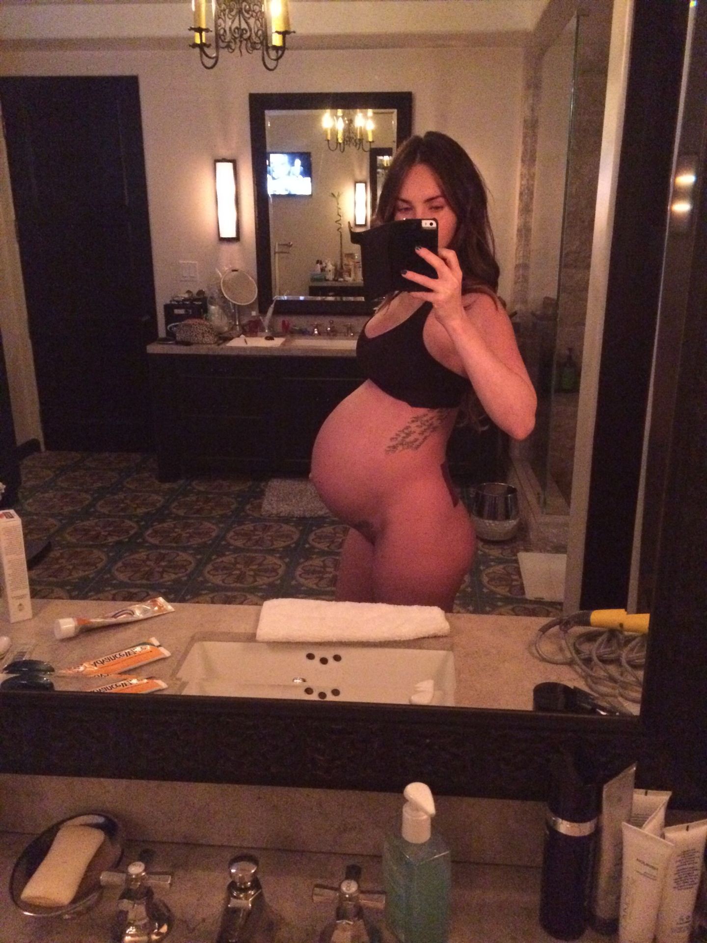 Megan Fox Nude Pregnant Leaked 3 - Megan Fox Nude Leaked (73 Photos)
