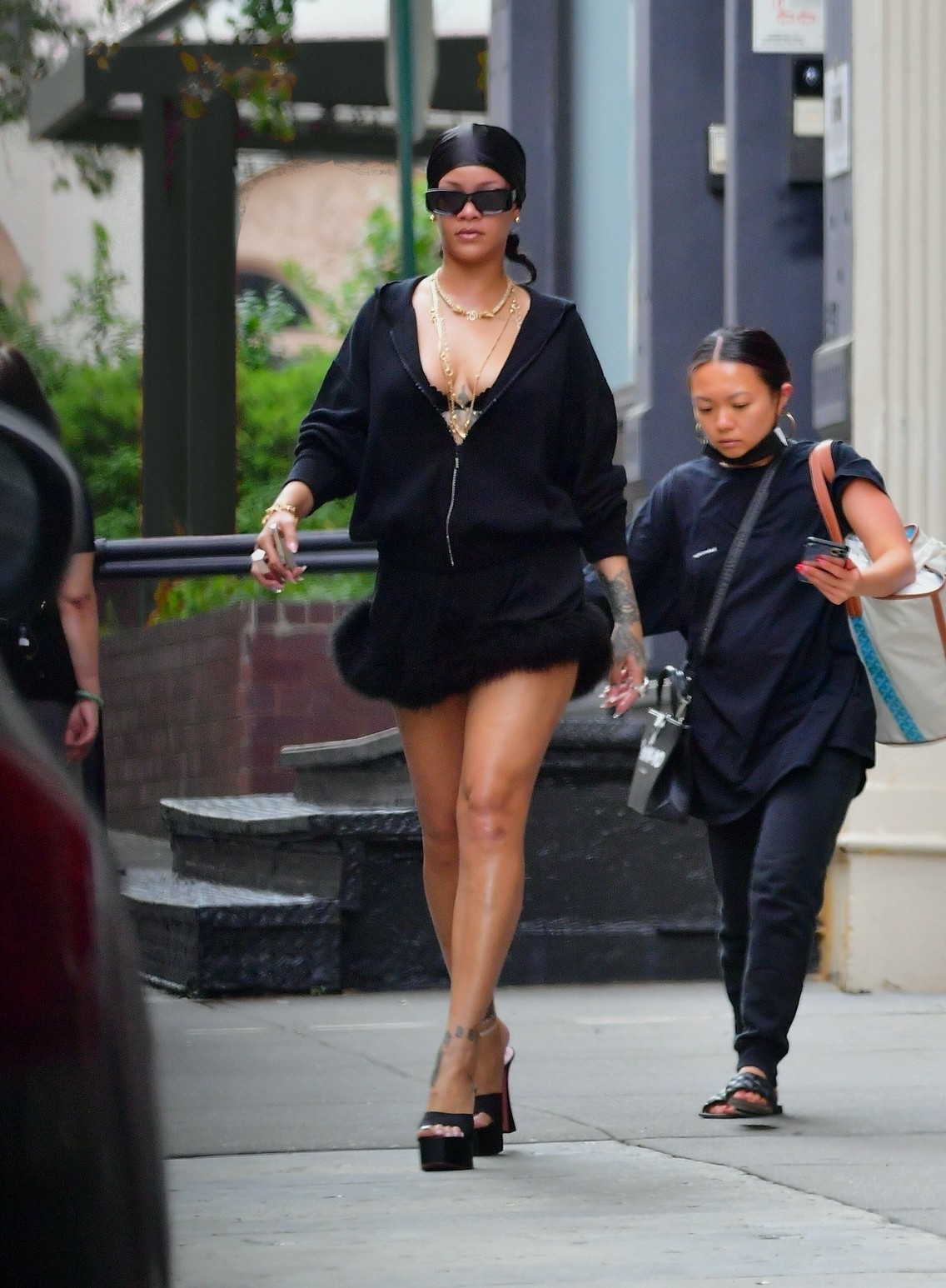 Rihanna In A Hoodie Dress Exposing Her Sexy Legs And Tits TheFappening.Pro 3 - Rihanna Sexy Look In NYC (6 Photos)