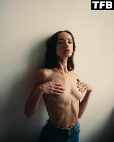 Vita Goncharuk Nude The Fappening Blog 1 400x500 - Vita Goncharuk Topless (13 Photos)