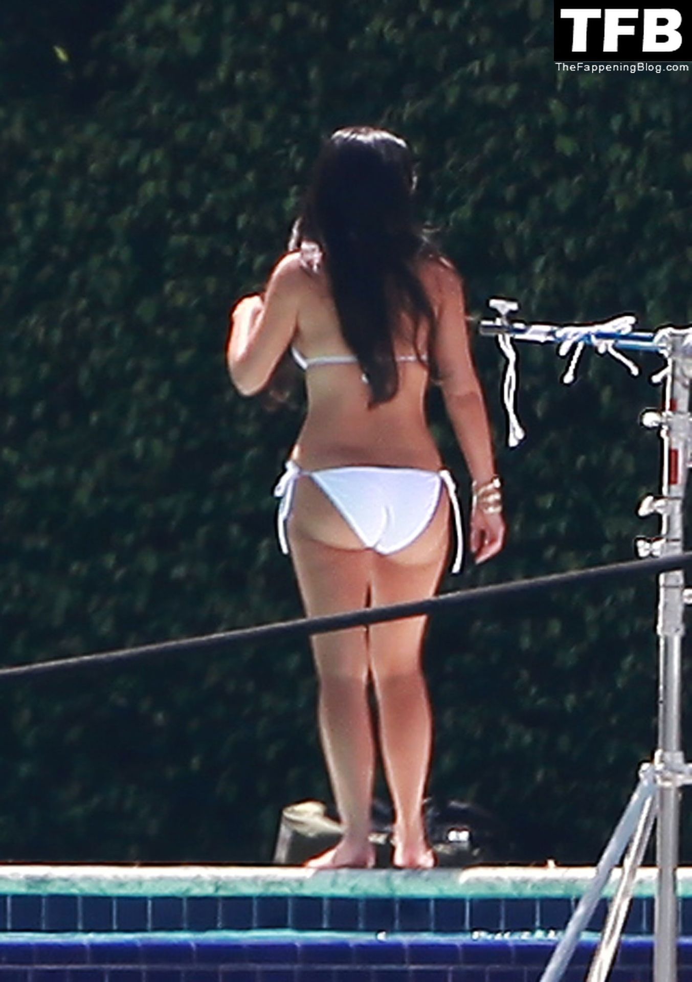 kim kardashian 111 thefappeningblog.com  - Kim Kardashian Nude & Sexy Collection – Part 4 (150 Photos)