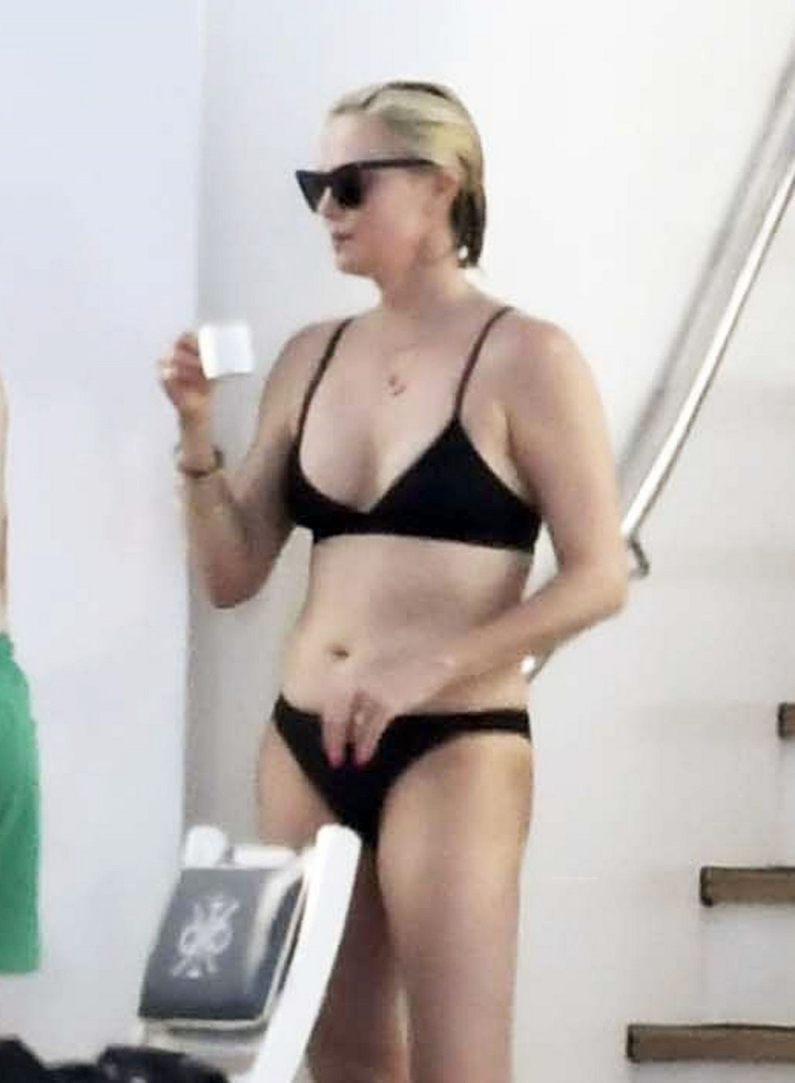 Charlize Theron Sexy Bikini TheFappening.Pro 22 - Charlize Theron In A Bikini On A Yacht (32 Photos)
