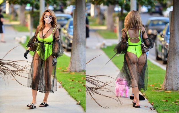 Farrah Abraham Showed Off Her Juicy Ass In LA 624x396 - Farrah Abraham’s Huge Ass (44 Photos)