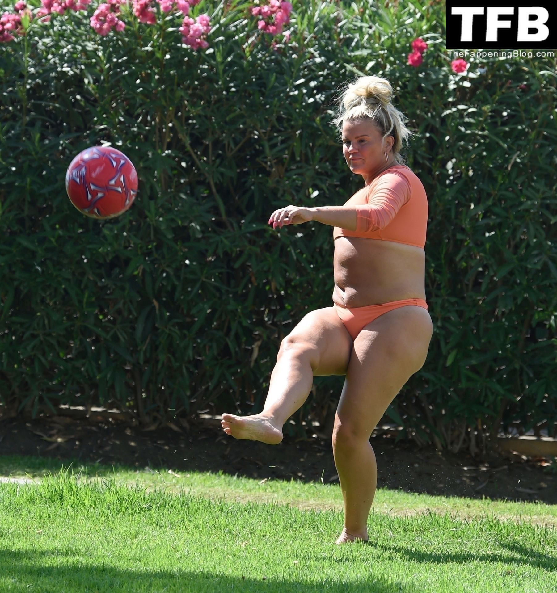 Kerry Katona Sexy 35 thefappeningblog.com  - Kerry Katona Shows Off Her Ball Skills During Her Holidays in Spain (53 Photos)