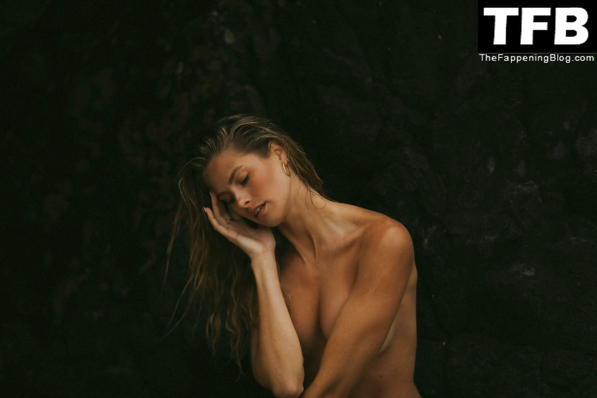 Natalie Roser Gorgeous Topless Photoshoot 32 thefappeningblog.com  - Natalie Roser Nude – Series Magazine Issue 30 (34 Photos)