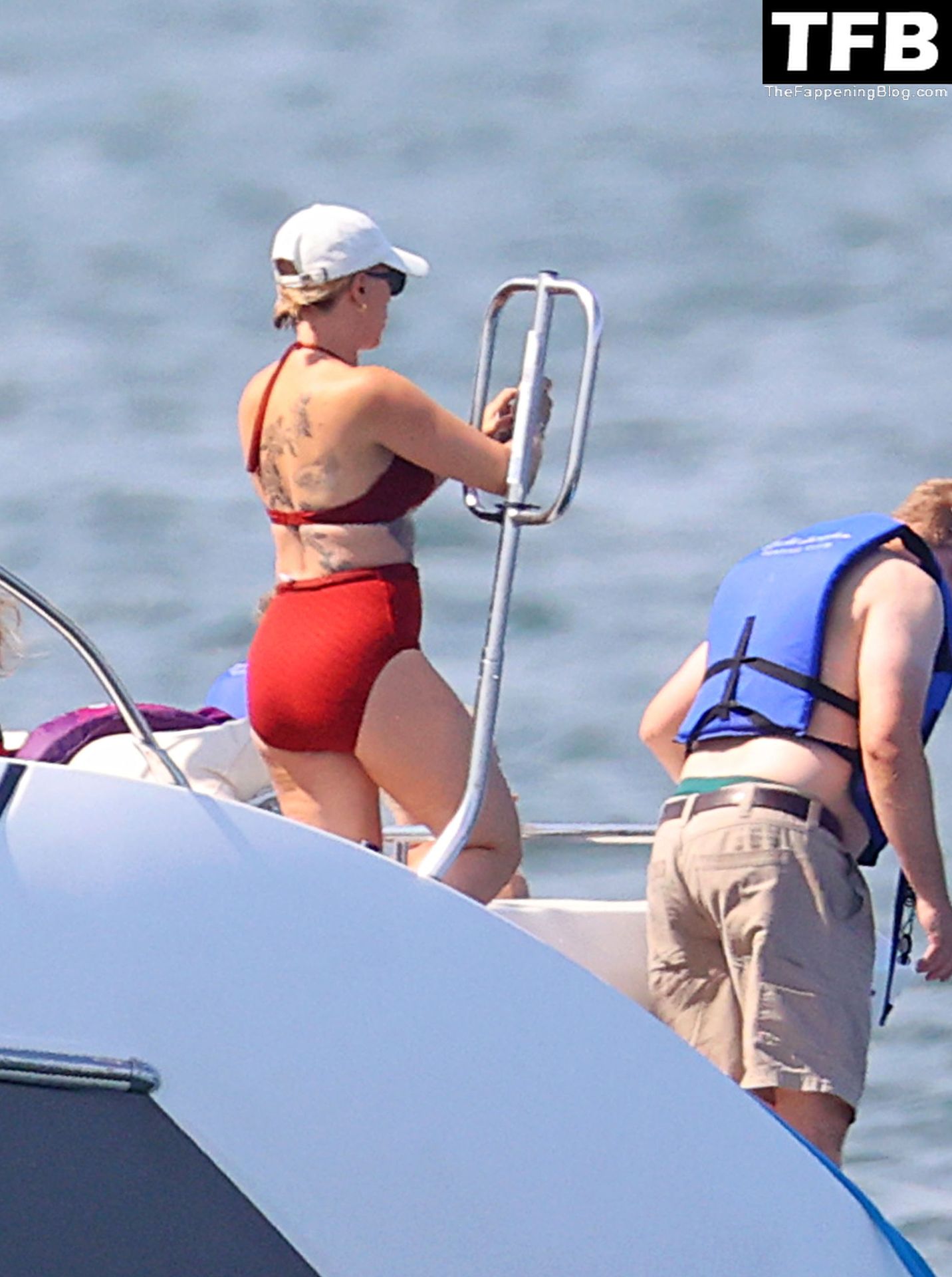Scarlett Johansson Sexy The Fappening Blog 16 - Scarlett Johansson Hits the Ocean in a Red Bikini in East Hampton (97 Photos)