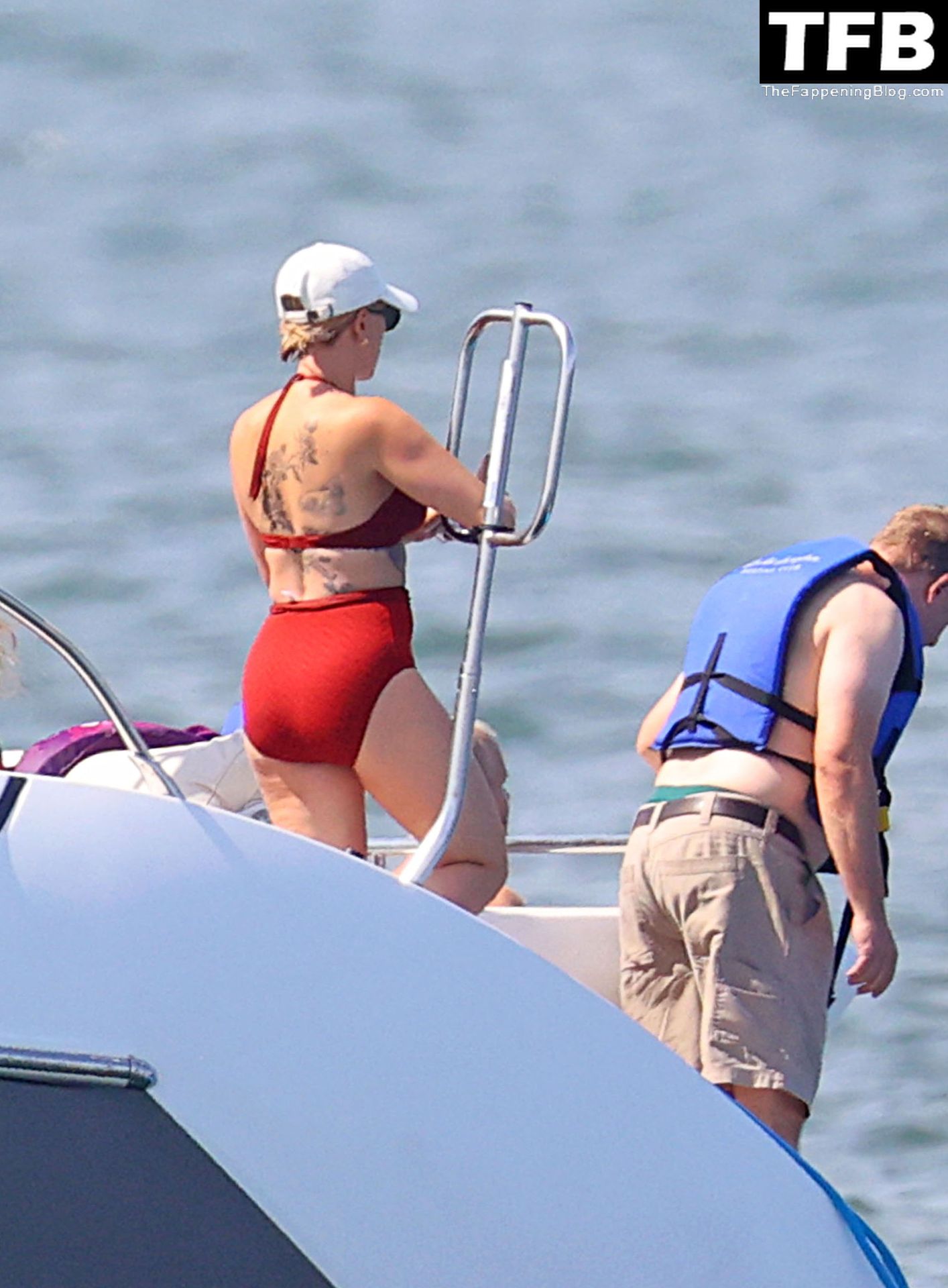 Scarlett Johansson Sexy The Fappening Blog 17 - Scarlett Johansson Hits the Ocean in a Red Bikini in East Hampton (97 Photos)
