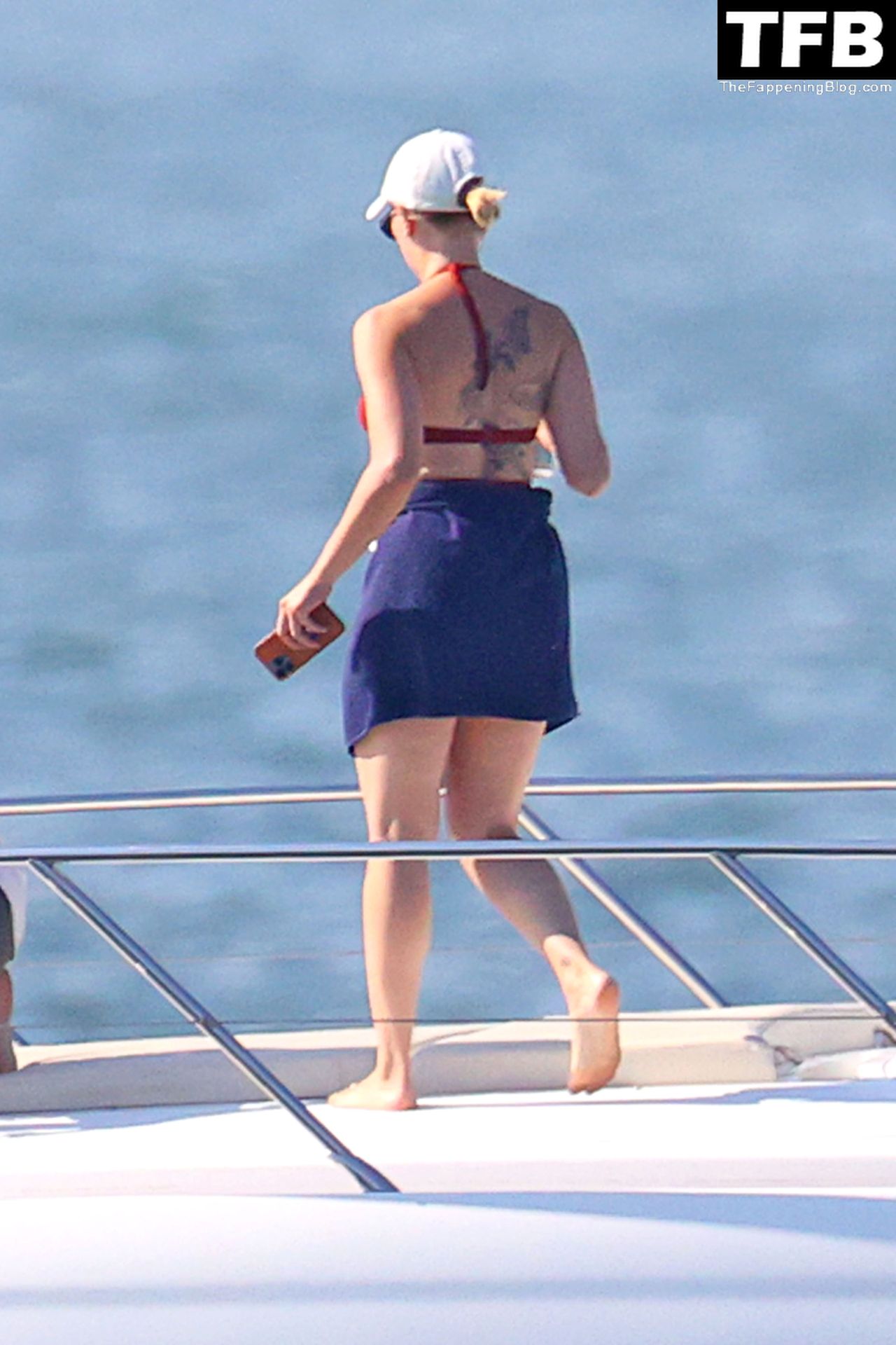 Scarlett Johansson Sexy The Fappening Blog 74 - Scarlett Johansson Hits the Ocean in a Red Bikini in East Hampton (97 Photos)