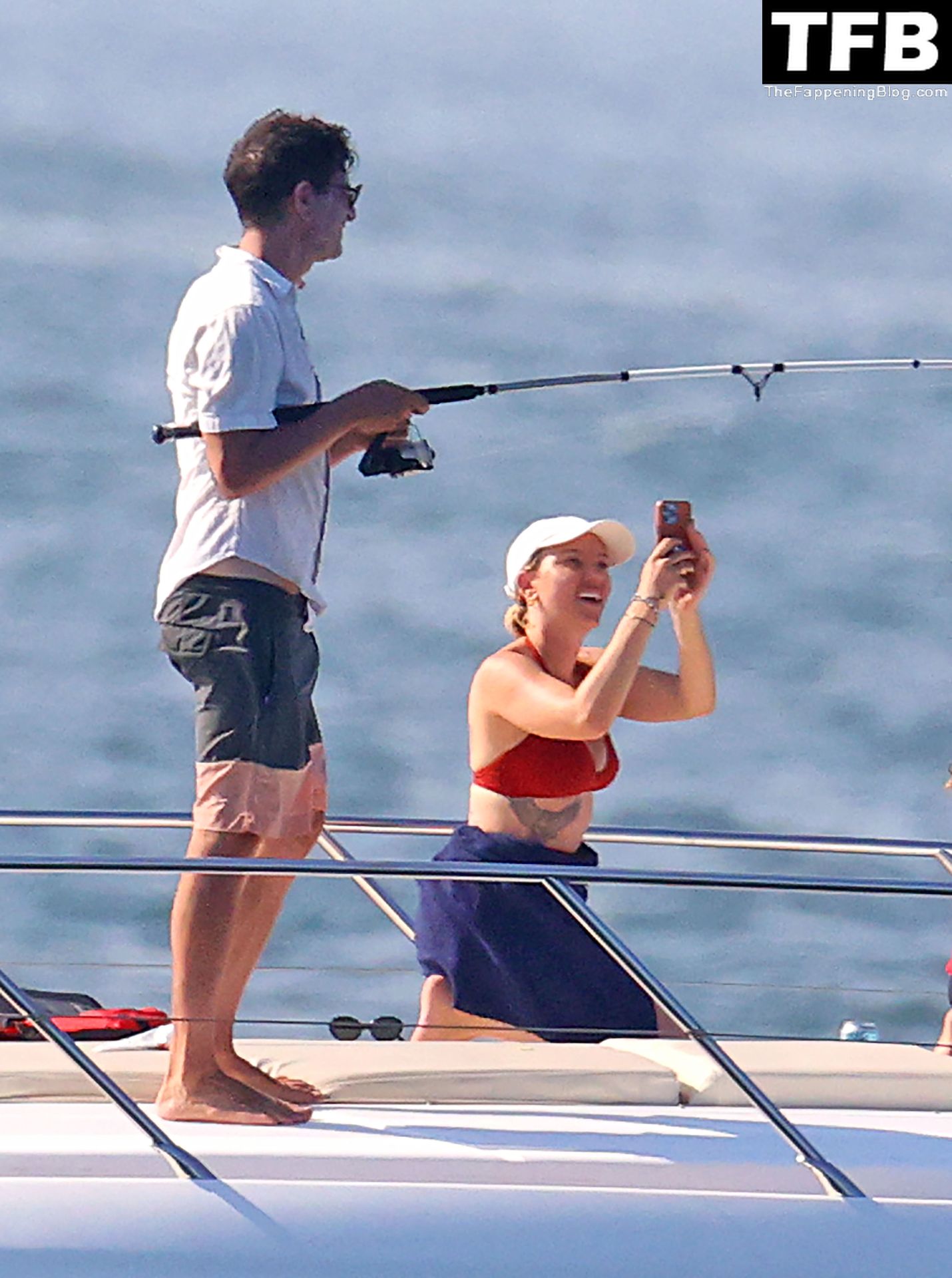 Scarlett Johansson Sexy The Fappening Blog 87 - Scarlett Johansson Hits the Ocean in a Red Bikini in East Hampton (97 Photos)